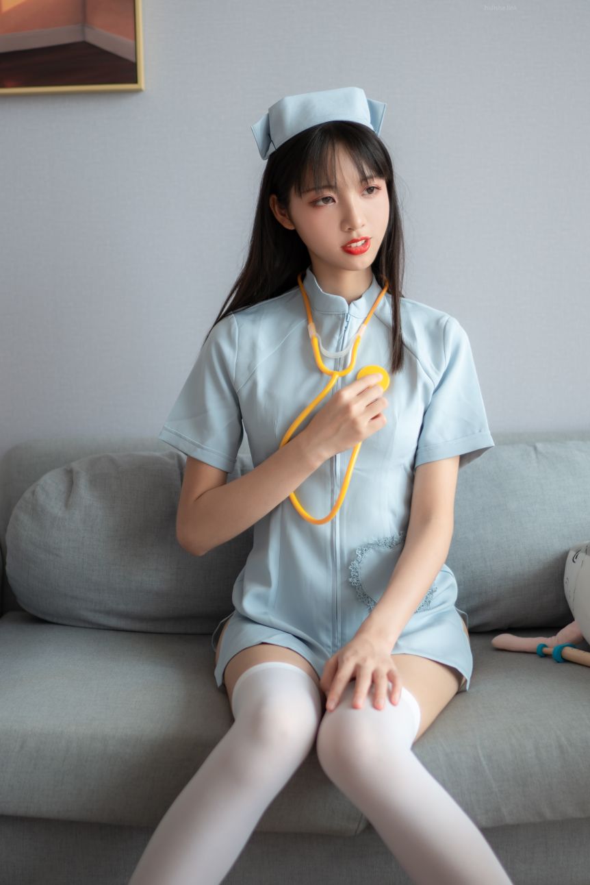 西瓜murmure西瓜少女-2021-04-10-护士白丝-54P-12-19