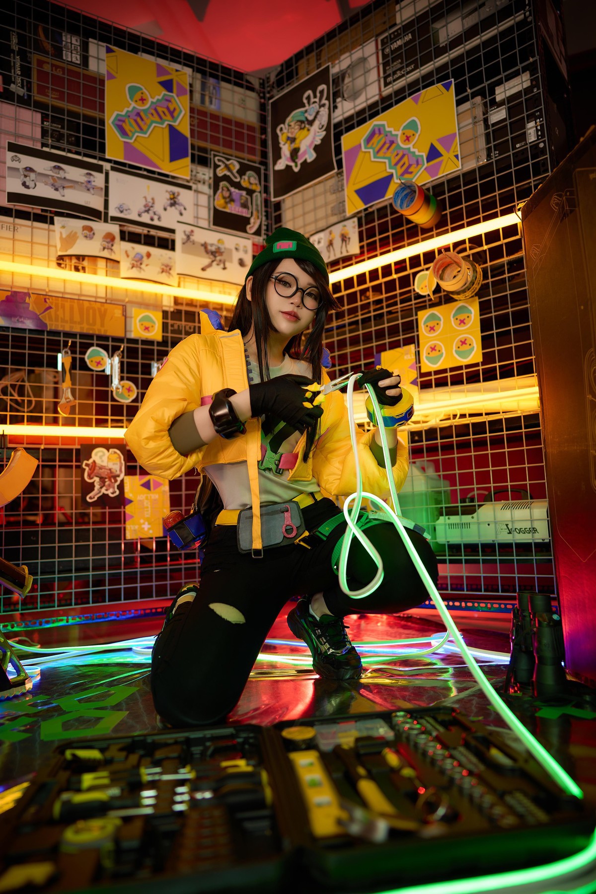 Cosplay-ZinieQ-Killjoy-Valorant-12-28