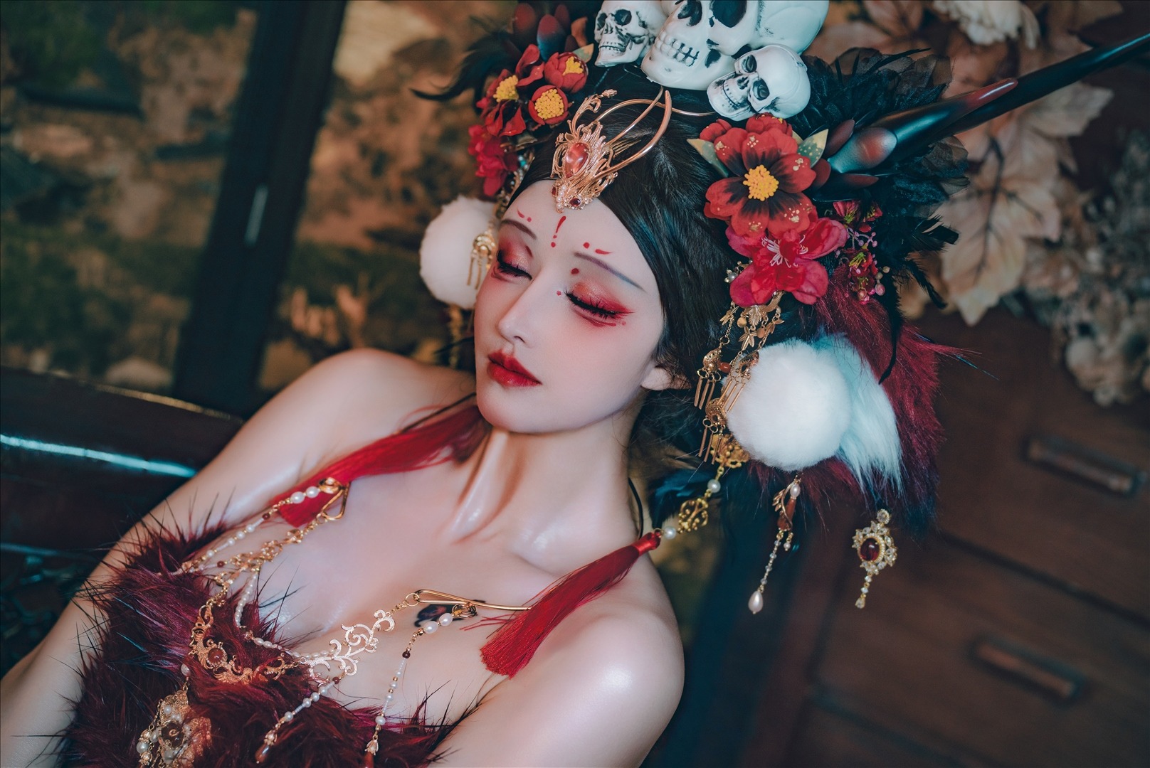 鹿八岁baby---闯进我家的凶凶年兽-120P-120P-78852-MB-20240809h-08-10