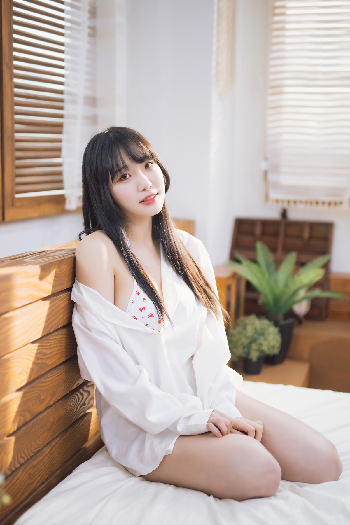 Sooflower-수련수련-Strawberry-Photobook-Set01-11-30