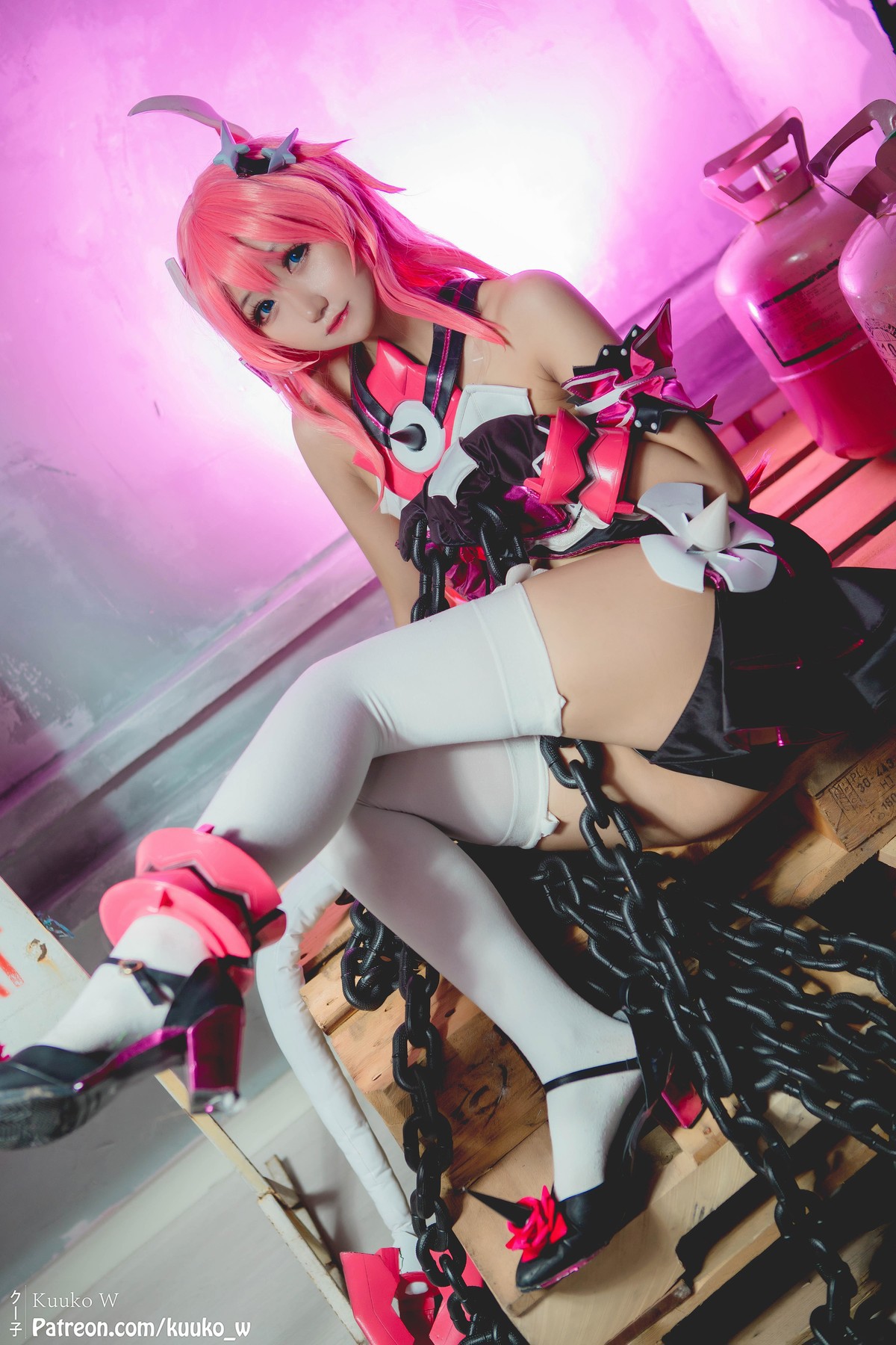 Cosplay-KuukoW-クー子-Rosalia-Honkai-Impact-08-15