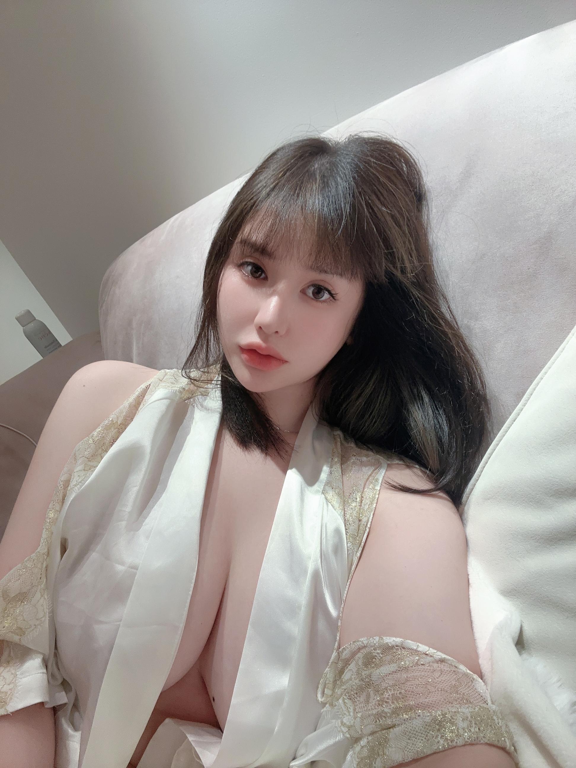 阿色--NO010-性感巨乳-10P27MB-08-16