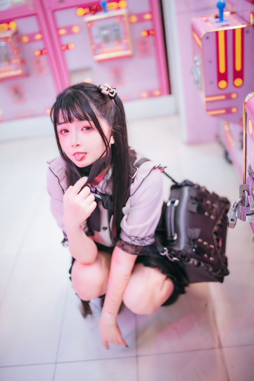 落落Raku-10月订阅-163P1V-204GB神待ち少女Night-LiLy-04-13