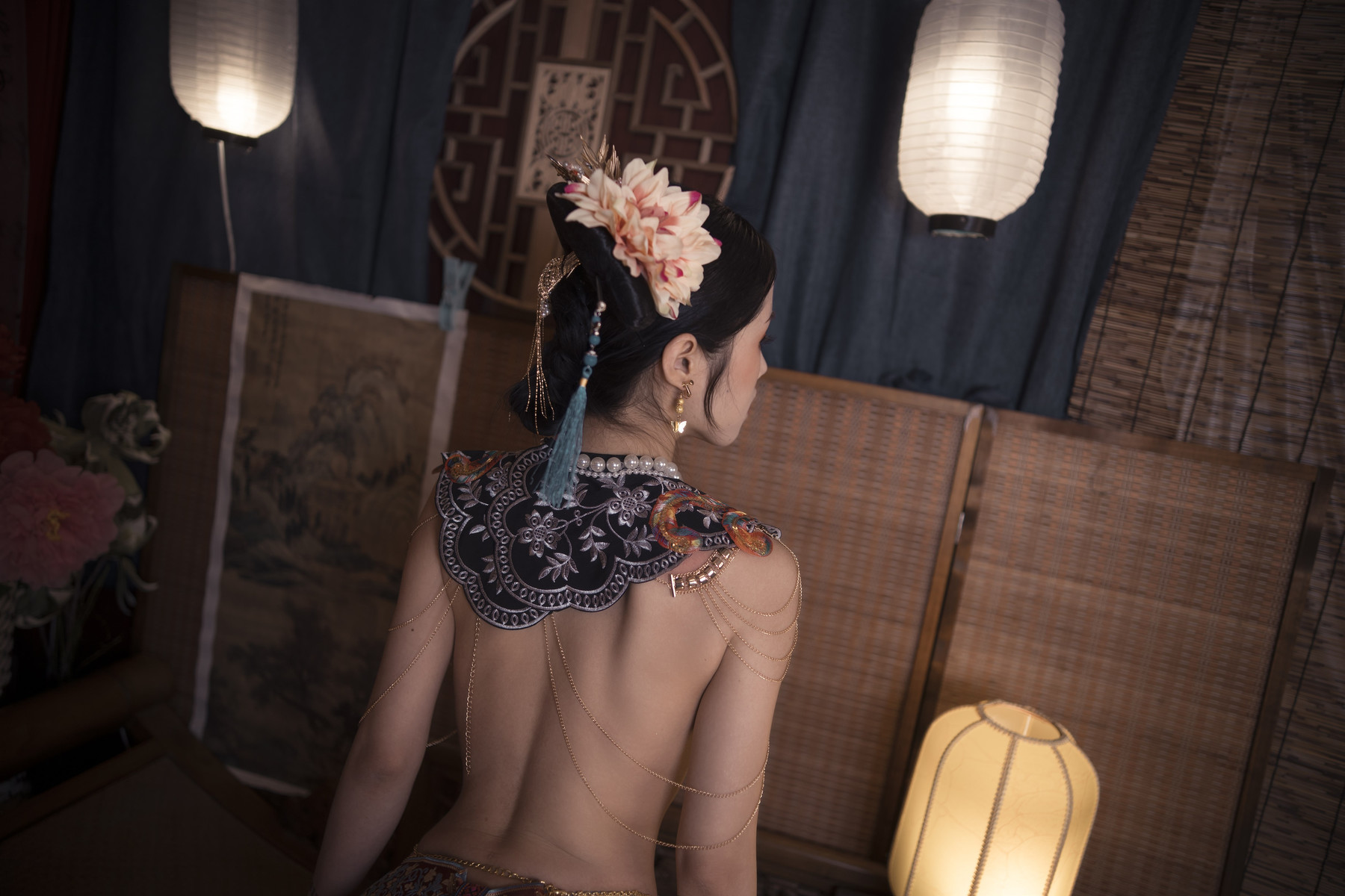 Cosplay-钛合金大粑粑-满清服饰-04-08