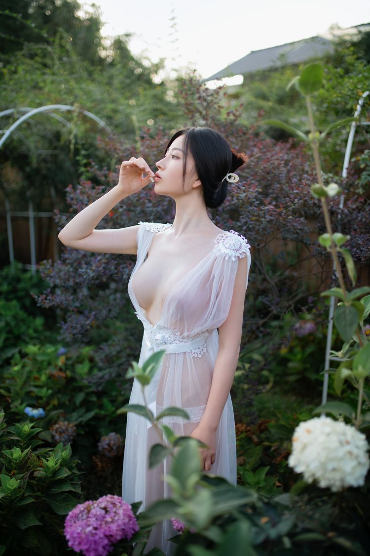 年年---神明之女40P-2323M-01-25