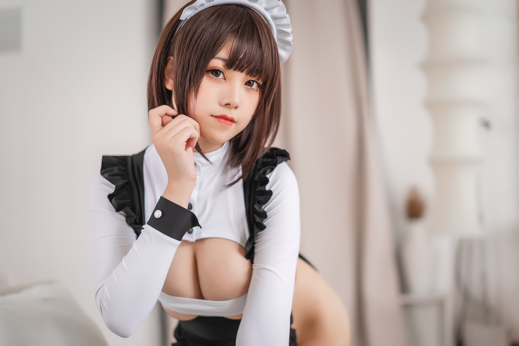 Cosplay-蜜汁猫裘-高叉女仆-11-18