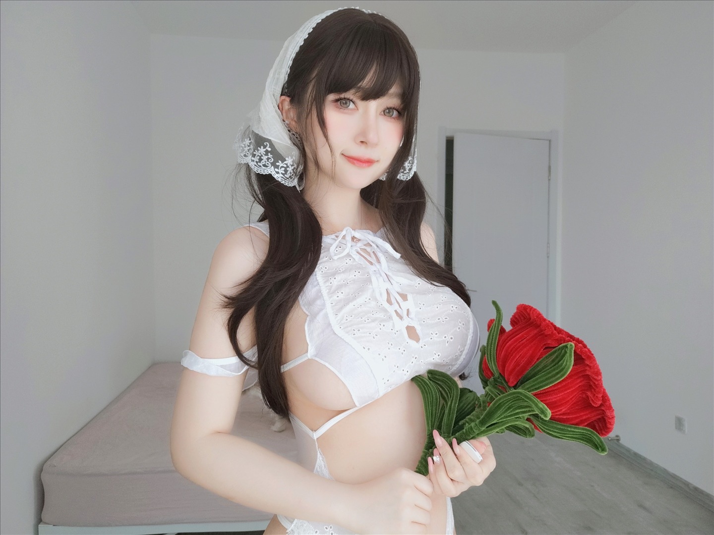 白银81---23年09月Fantia订阅-24套-214P12V-61203-MB-20240901m-09-02