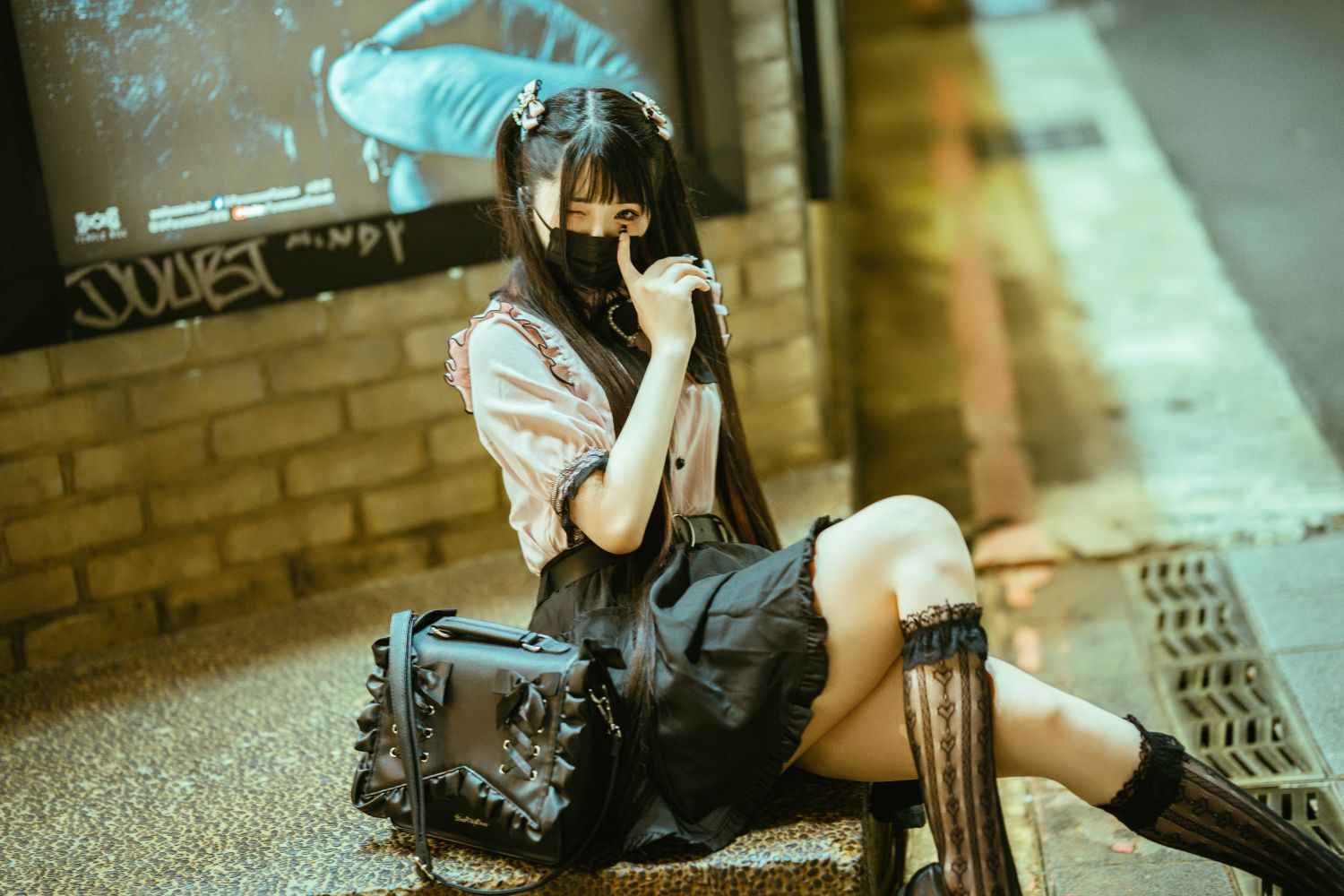 落落Raku-10月订阅-163P1V-204GB神待ち少女Night-LiLy-04-13