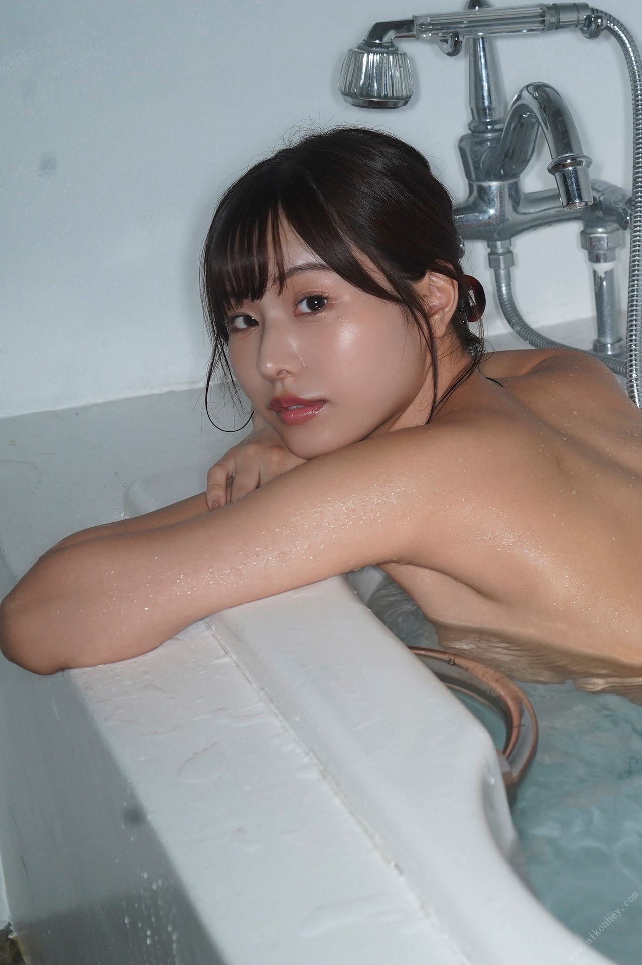 Ai-Hongo-本郷愛-週刊ポストデジタル写真集-ヌレッヌレ-Set03-09-12