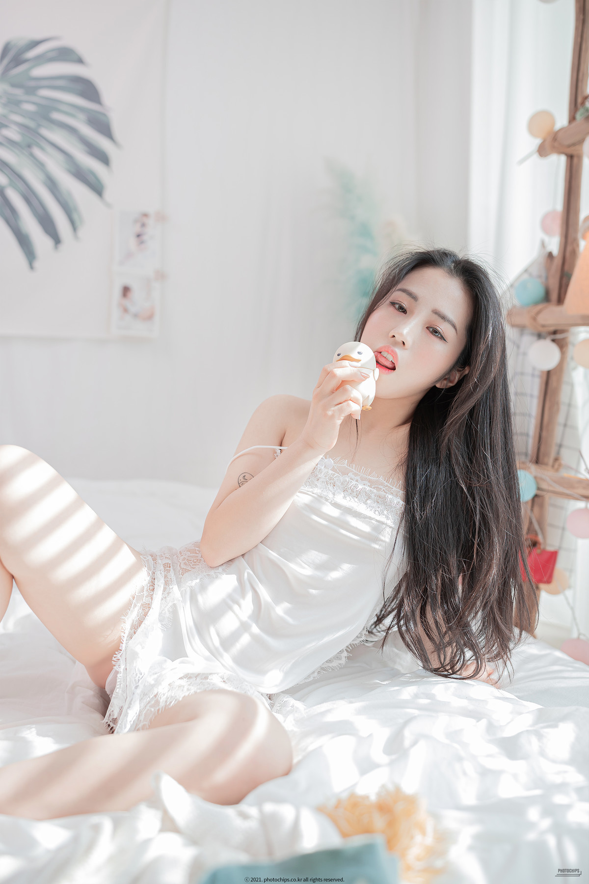 Dami-퀸다미-PhotoChips-포토칩스는-Vol76-12-24