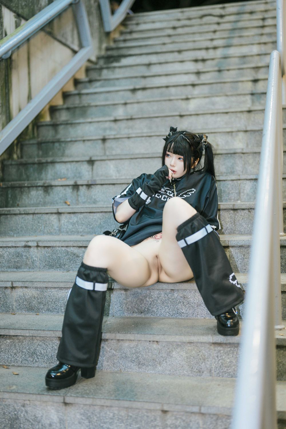 落落Raku-CITY-GIRL47P-50M-04-07