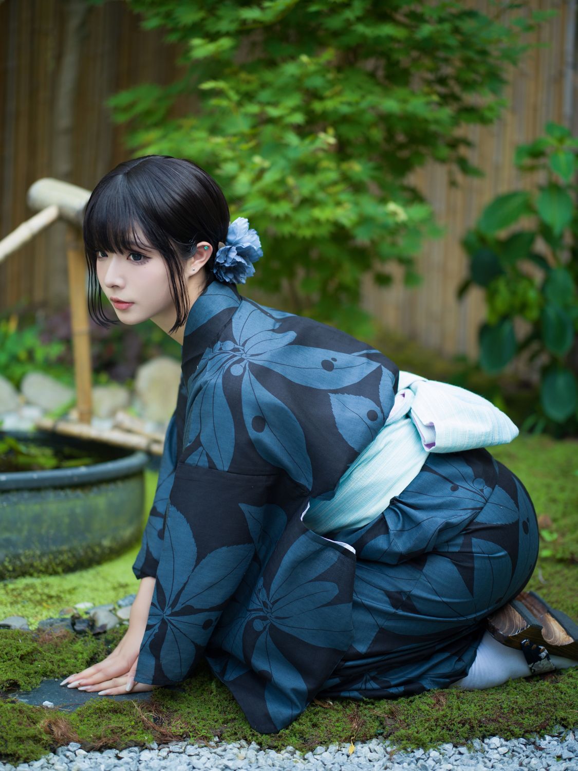 yuuhui玉汇-中庭之妻-117P2V-155GB-01-15