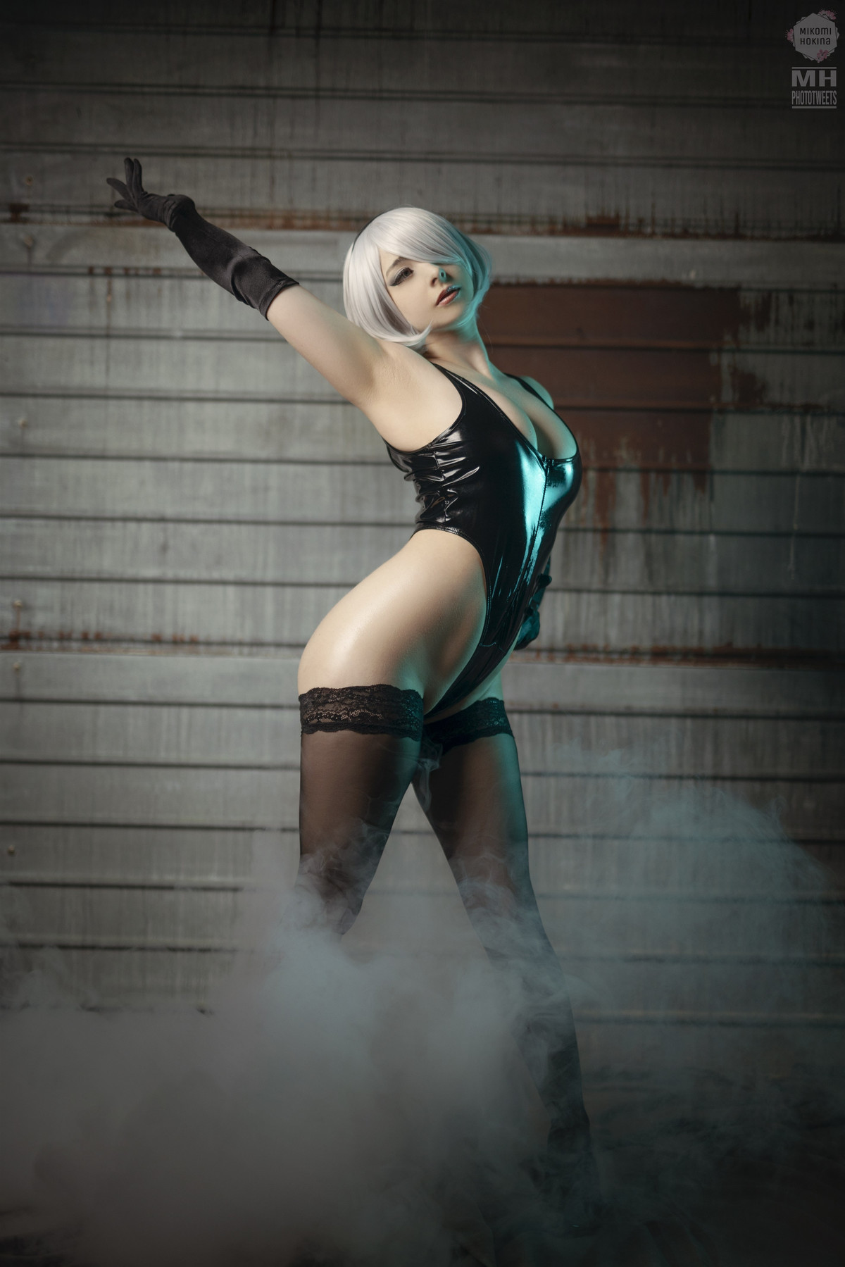 Cosplay-Mikomi-Hokina-2B-Oily-Leotard-09-06