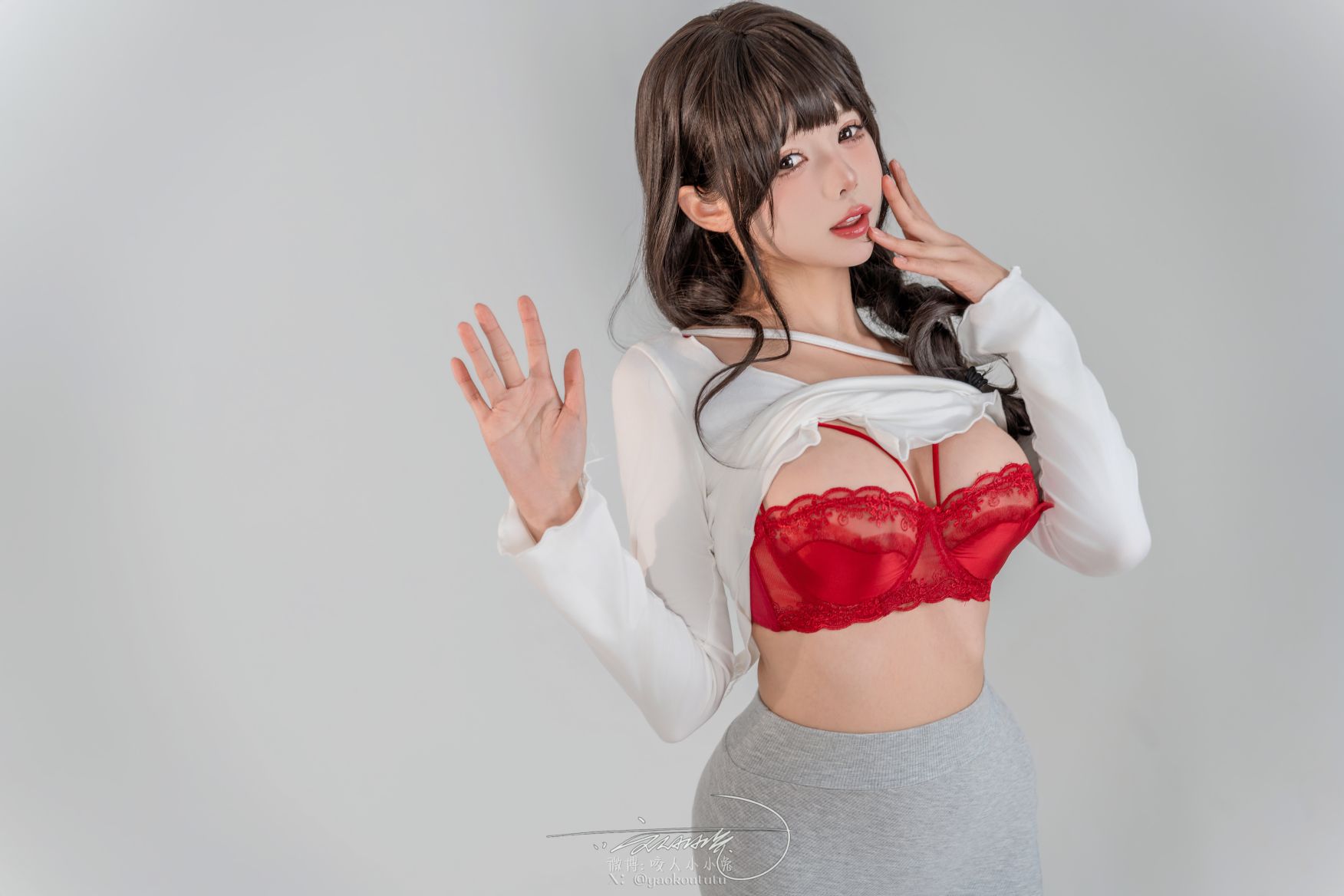 咬人小小兔-黏黏团子兔---6月作品夹心饼干79P1V-Queen-card-80P1V-934MB-07-11