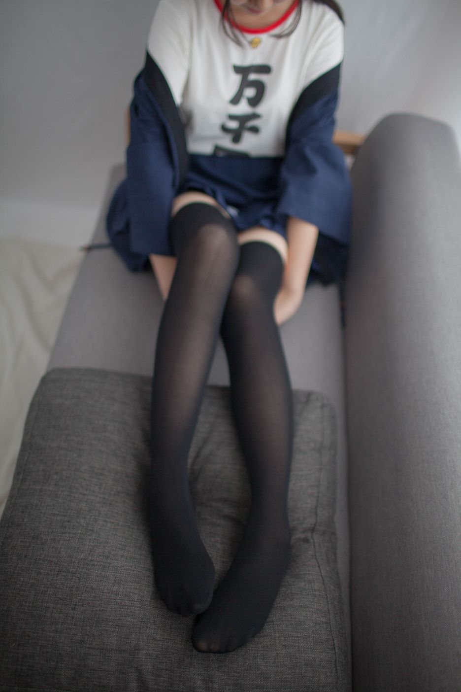少女秩序写真-vol006-沙发过膝黑丝55P-01-10