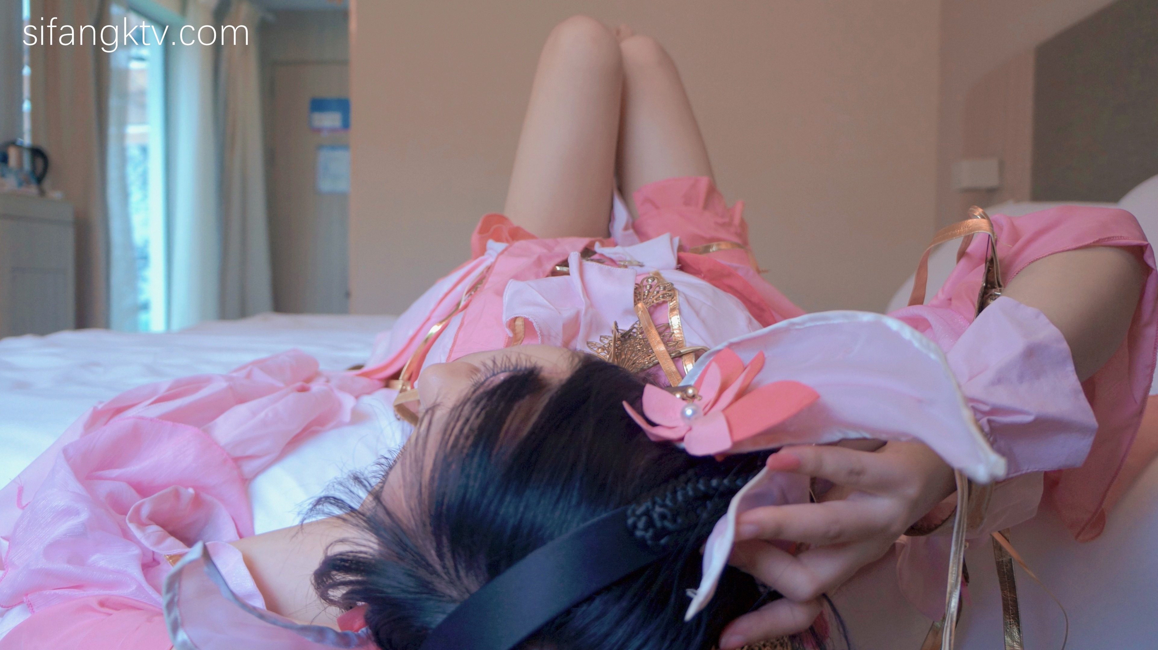 推特福利姬仙仙桃黑丝高跟兔耳朵珍珠链内内紫薇高潮喷水-08-13