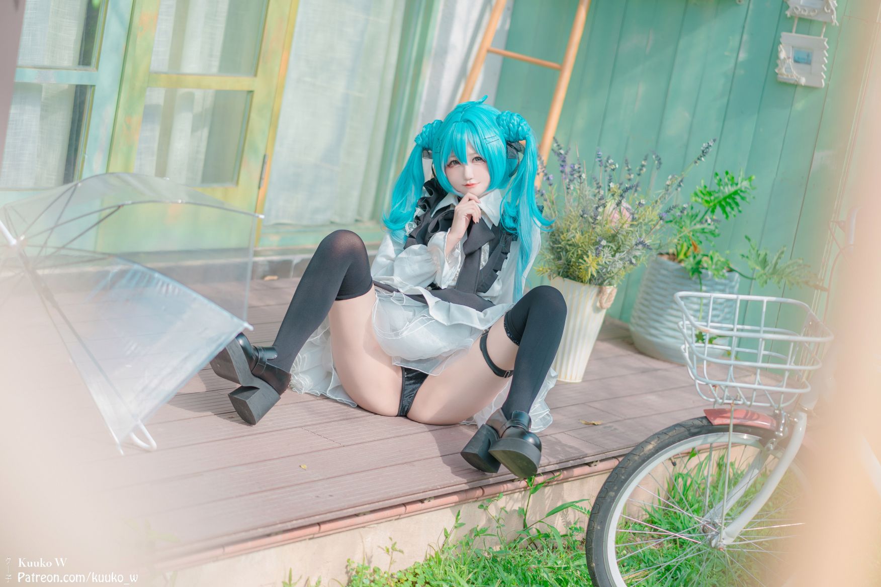 KuukoW-Miku-Hatsune-39P-03-17