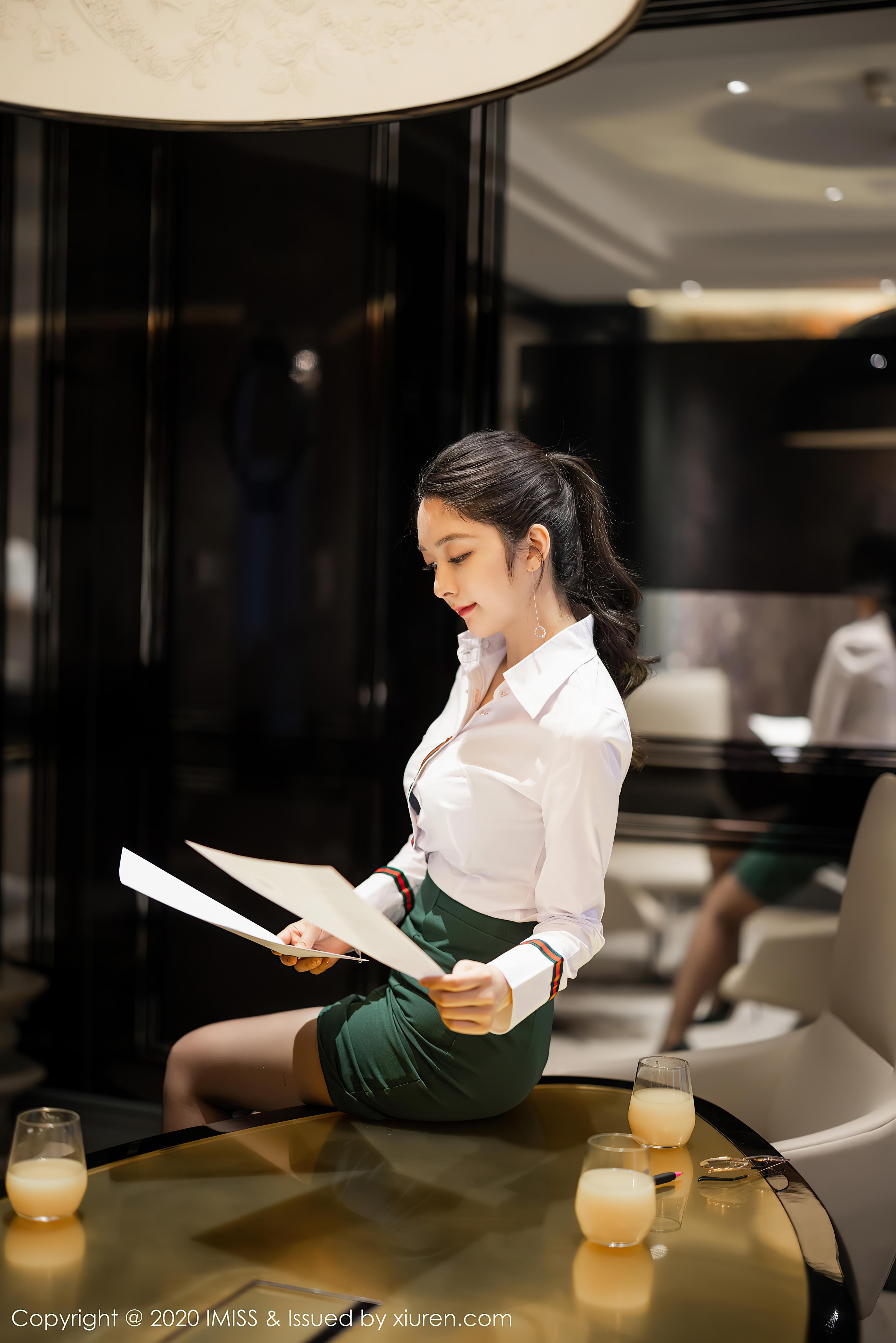 019-IMiss爱蜜社-20201105-VOL521-Angela小热巴-55P-44442-MB-08-23