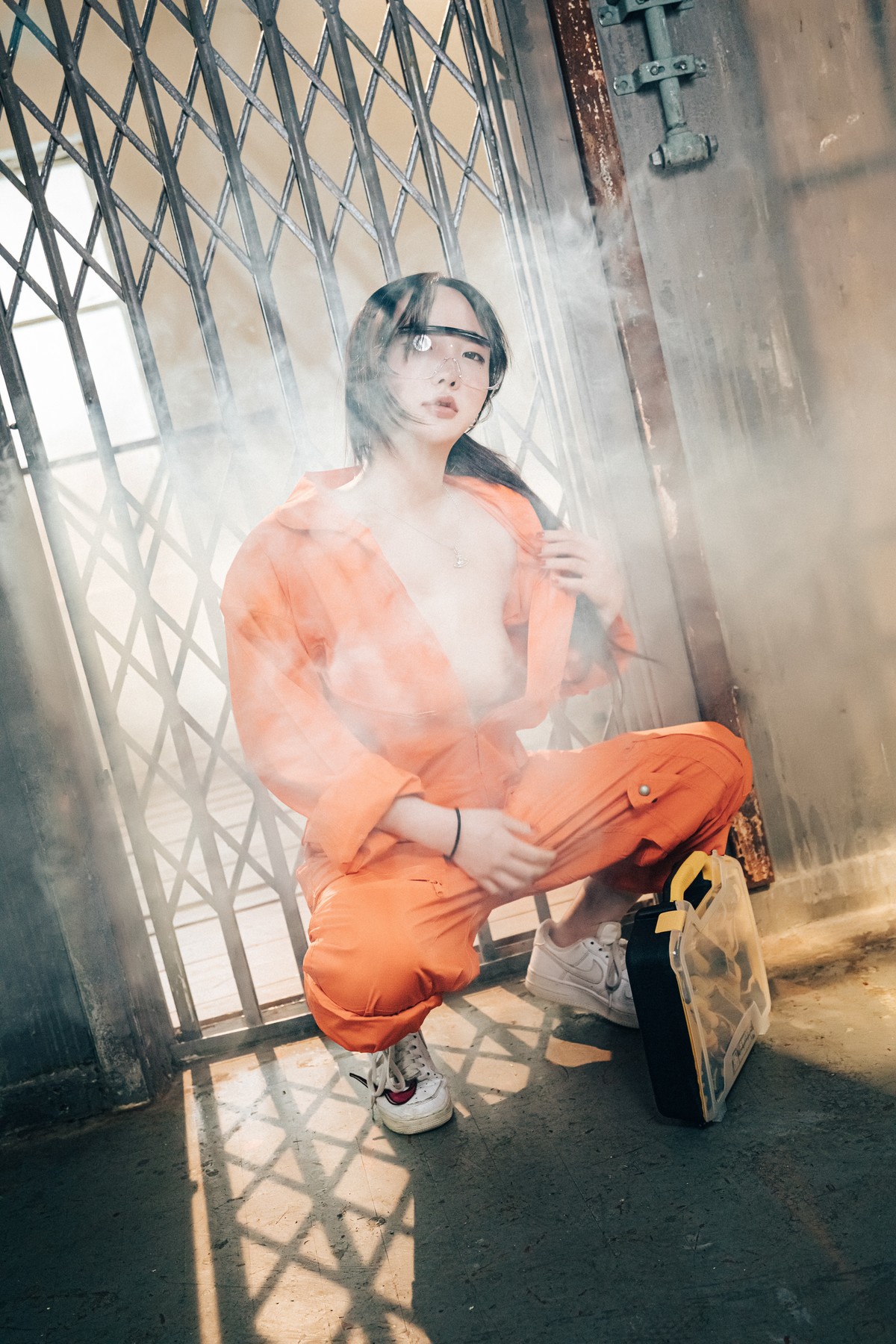 Son-Yeeun-손예은-Loozy-Where-Are-My-Tools-Full-ver-Set01-12-10