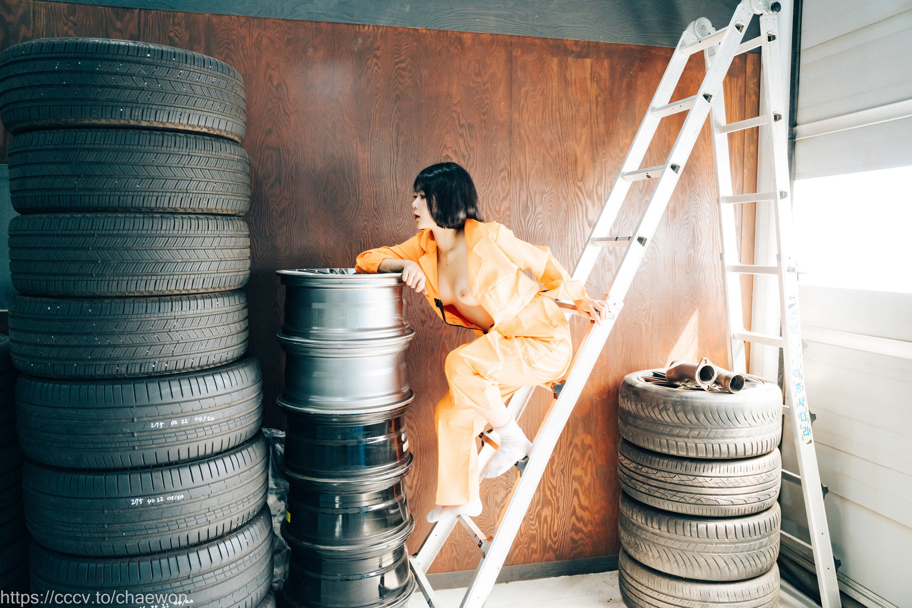 ZIAKwon-권지아-Loozy-Garage-Girl-Set01-03-25