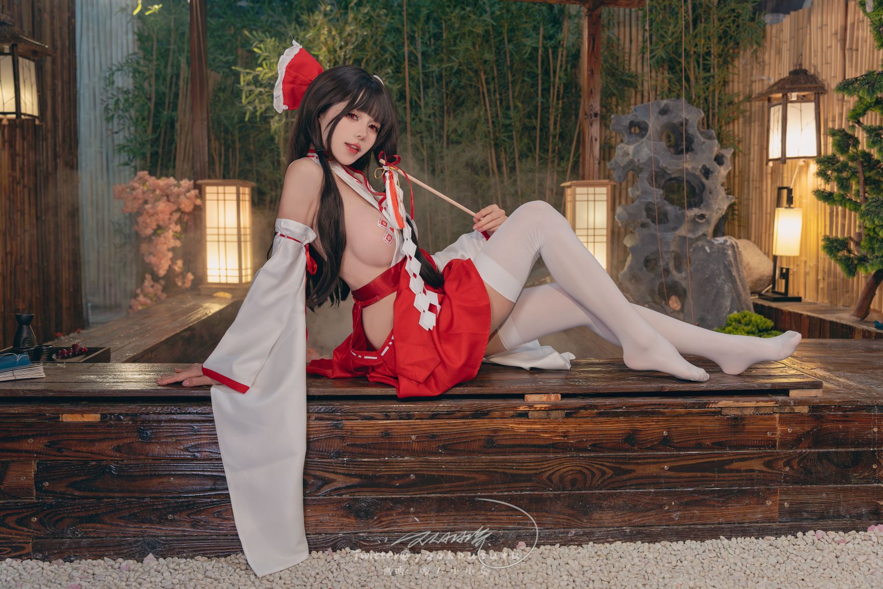 咬一口兔娘ovo-狐之灵梦-Roly-Poly71P1V-163GB-03-18