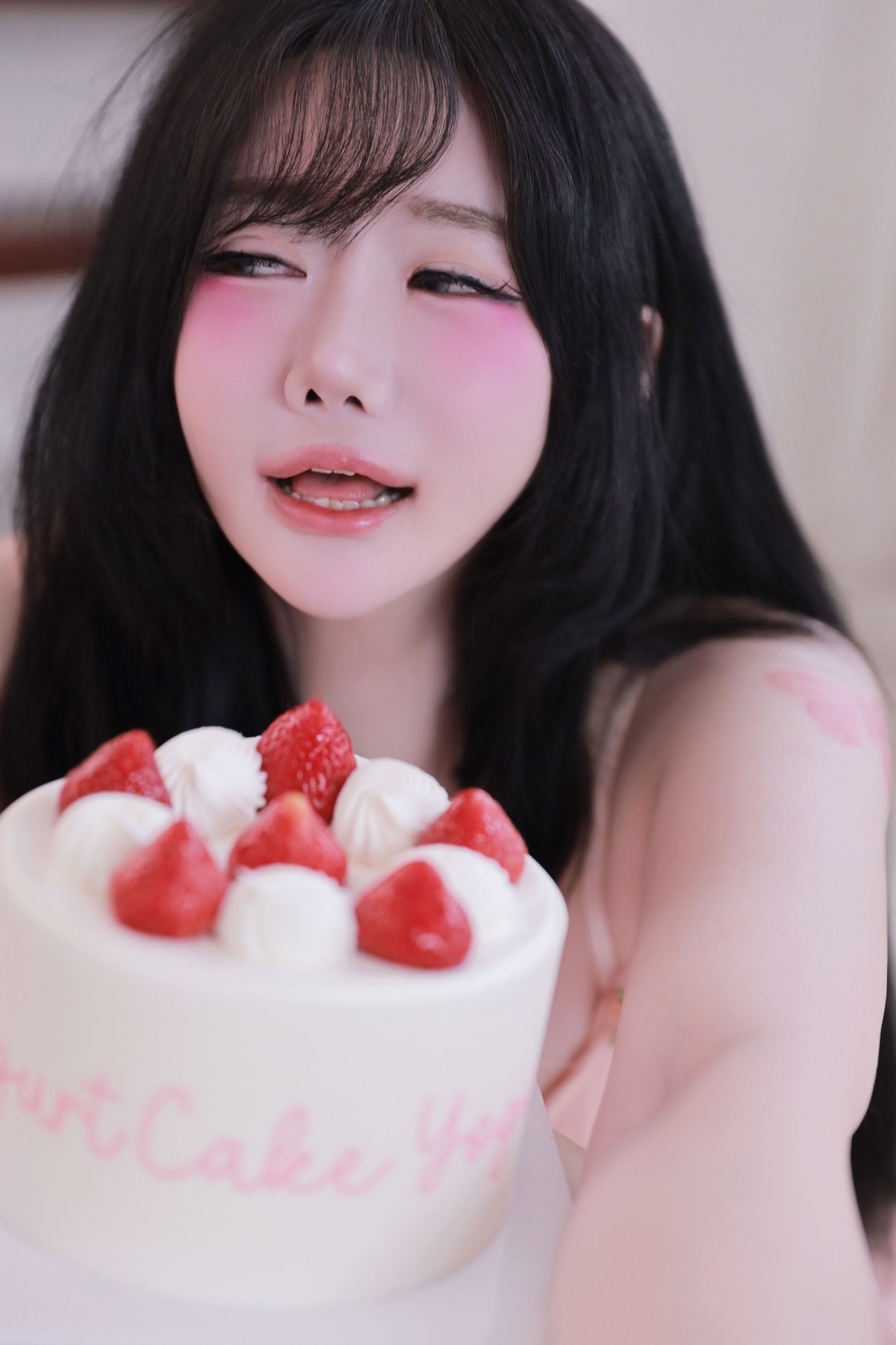 Jisu-a-안지수--Birthday-100P-08-19