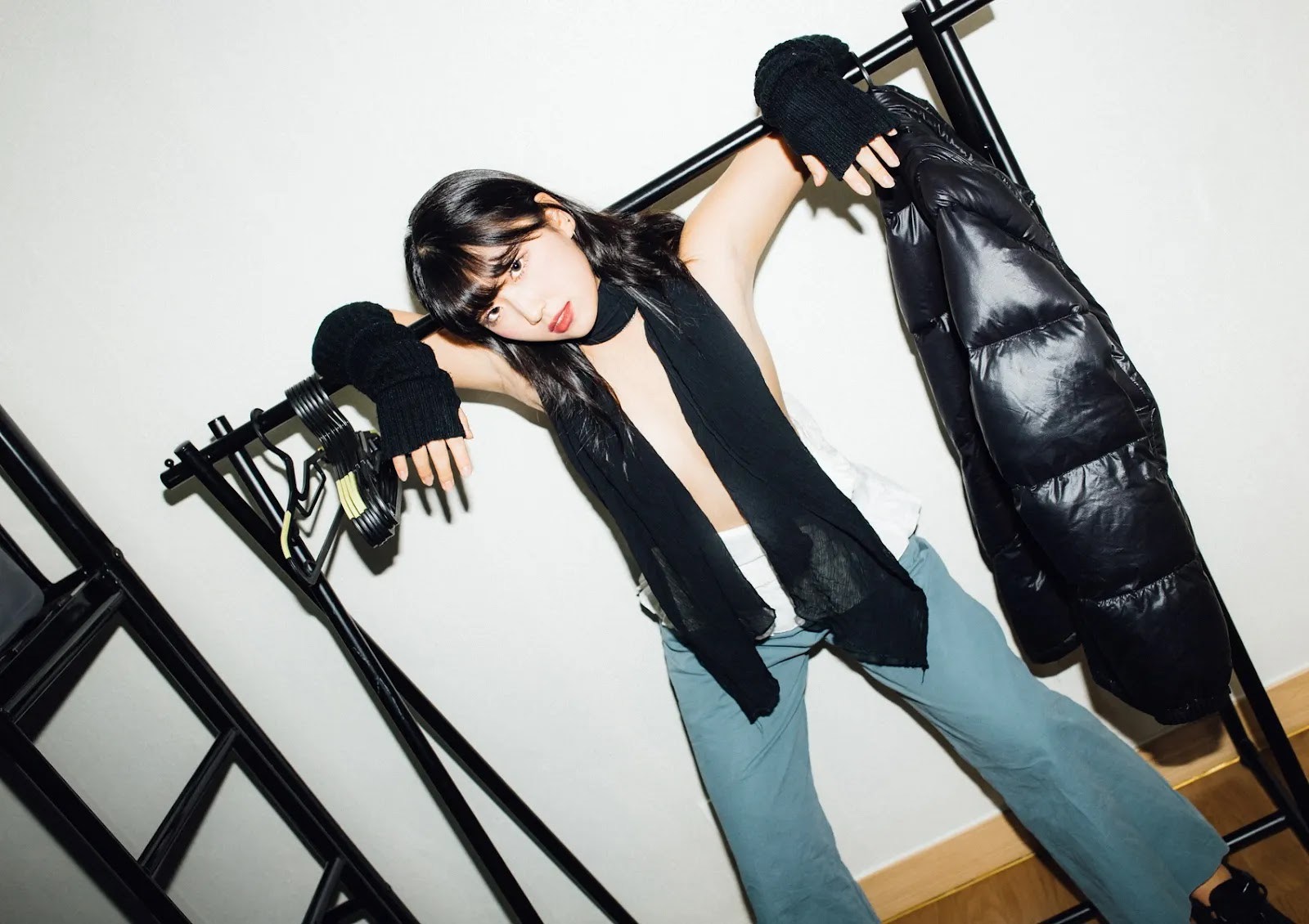 Ji-Eun-Lim-임지은-Moon-Night-Snap-Weirdness-12-30