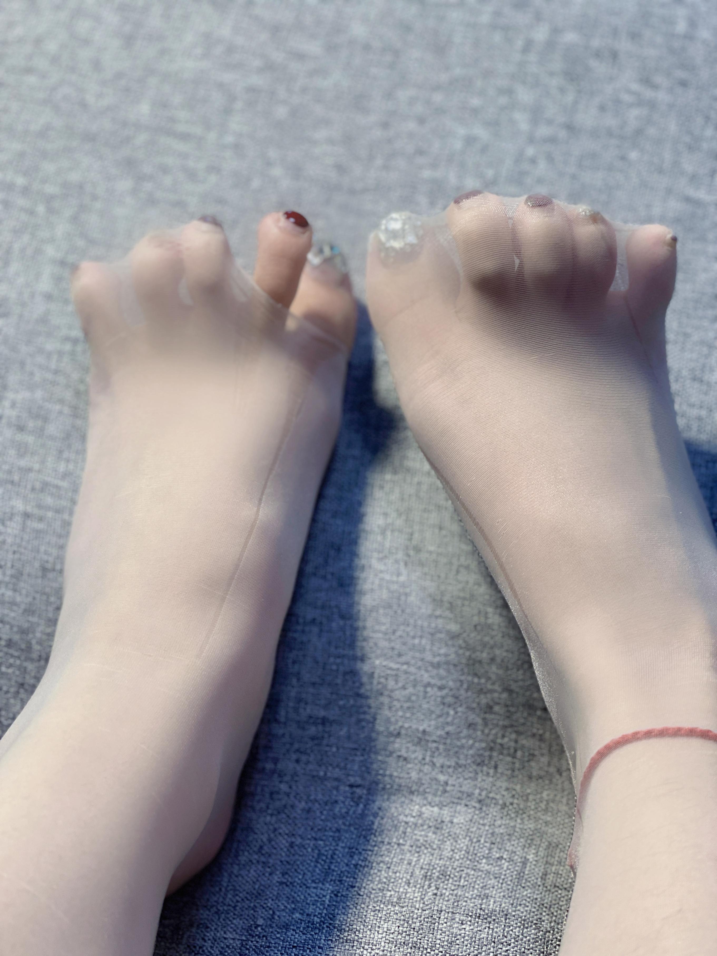 002桃沢樱呀---微密圈-20220523-白丝护士-51P-110M-08-12