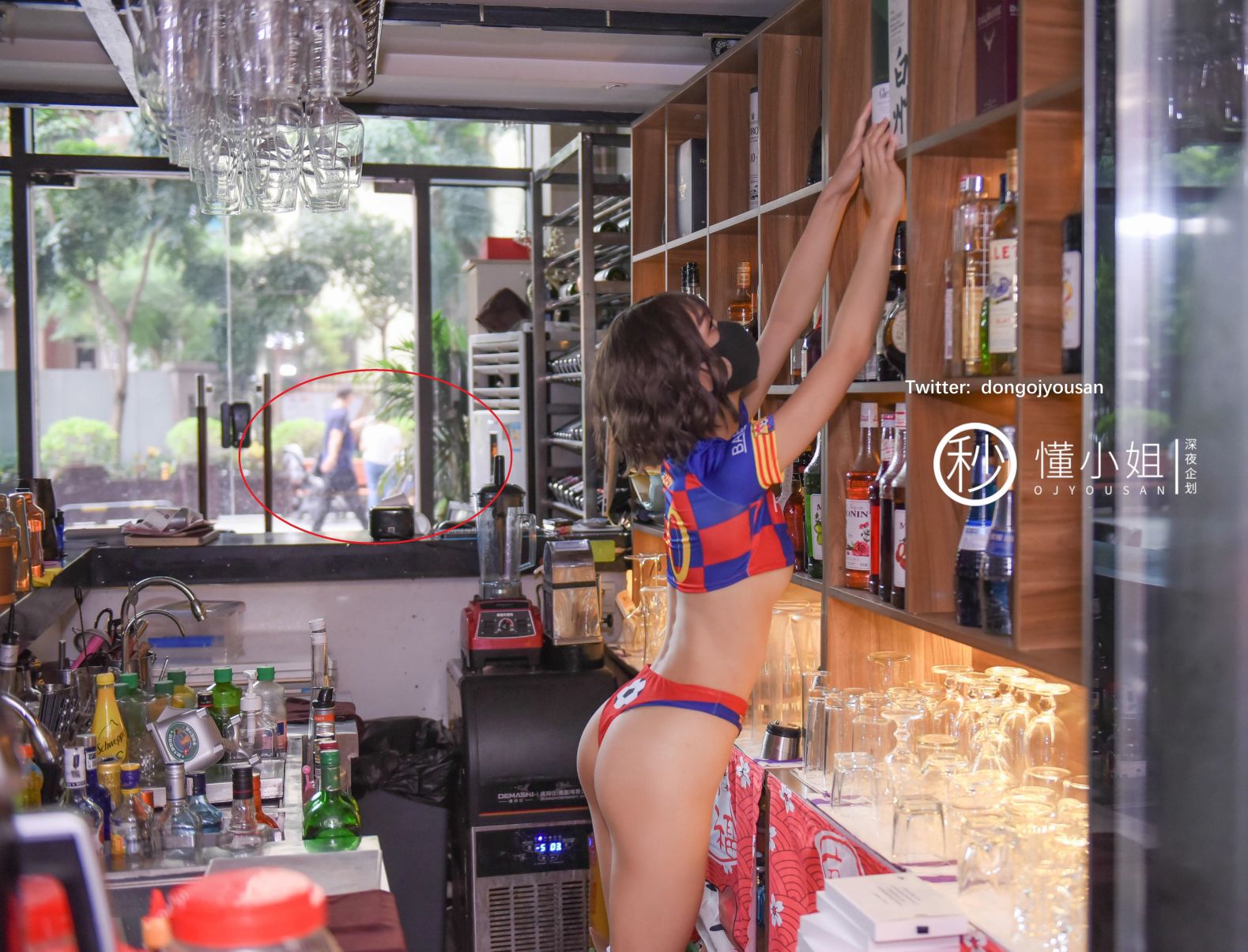 深夜企划-懂小姐-巴萨球迷-51P-1V-039GB-02-01