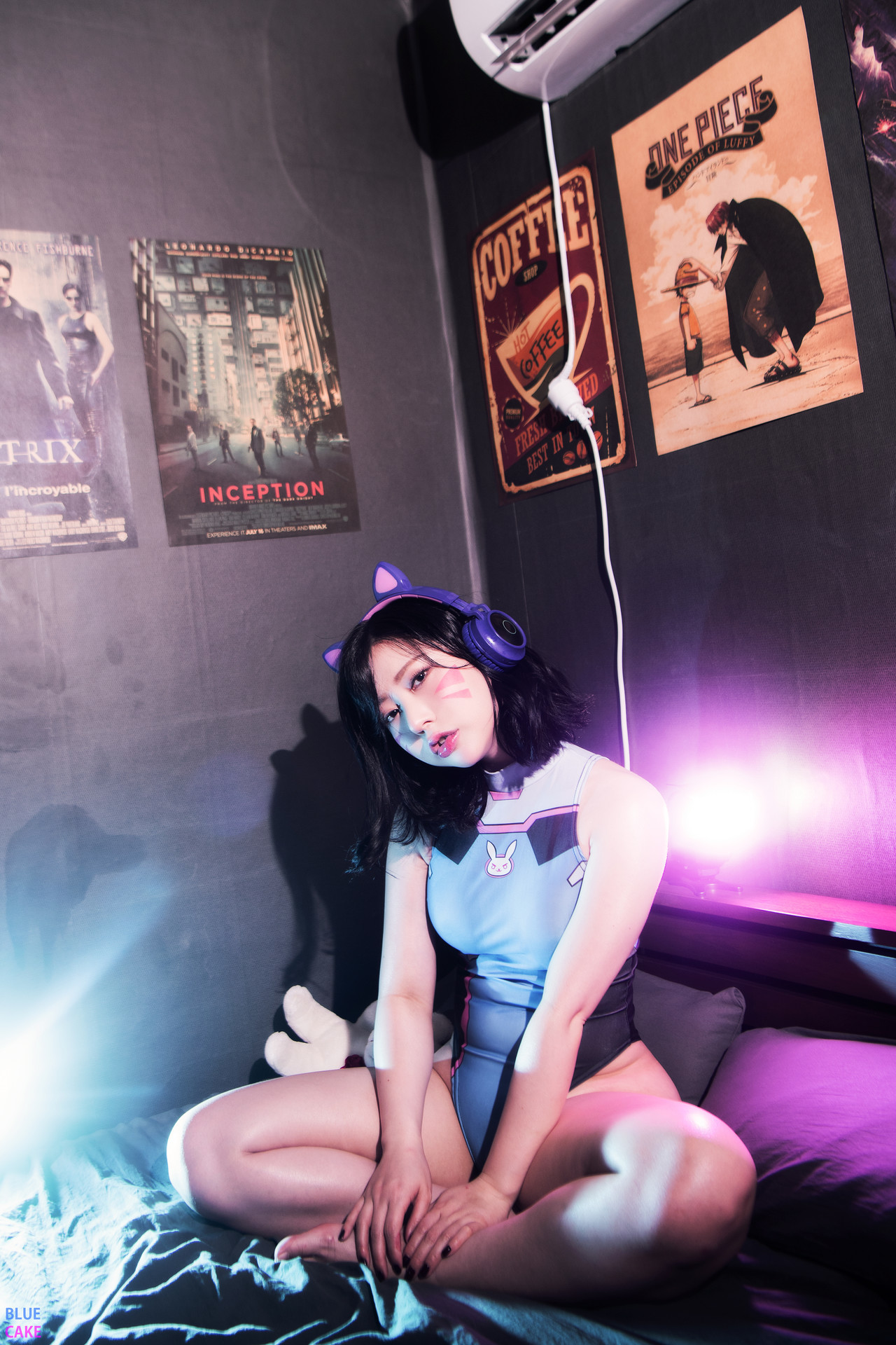 Luci-루시-BLUECAKE-Hello-I-am-DVa-Kim-04-02