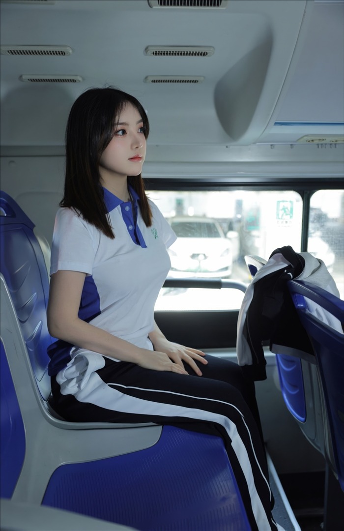 豆瓣酱---公交车-85P-85P-153-GB-20240811e-08-14