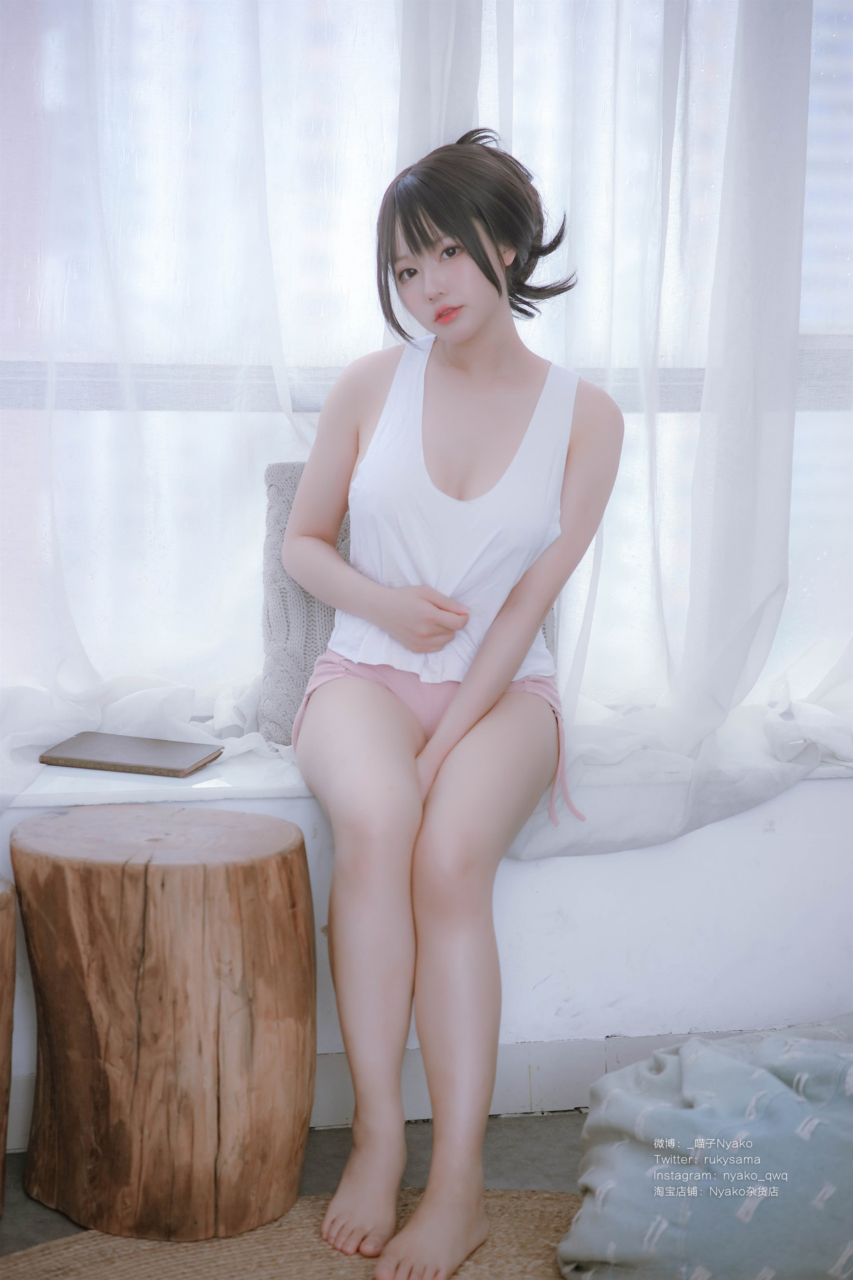 Cosplay-Nyako喵子-隣-姉-背心-10-06