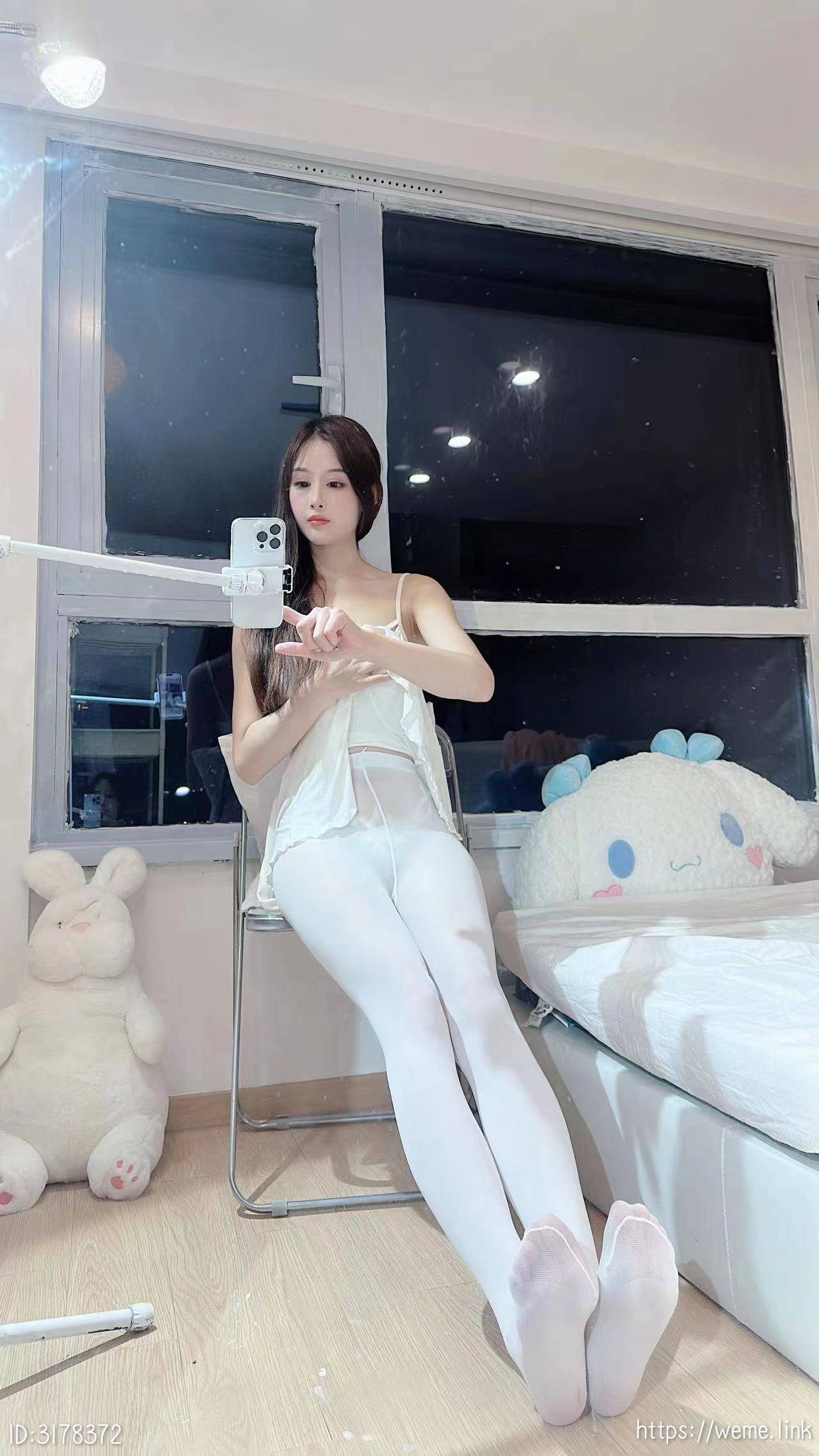 小萌子---NO006-一字马挑战-57P54MB-08-17