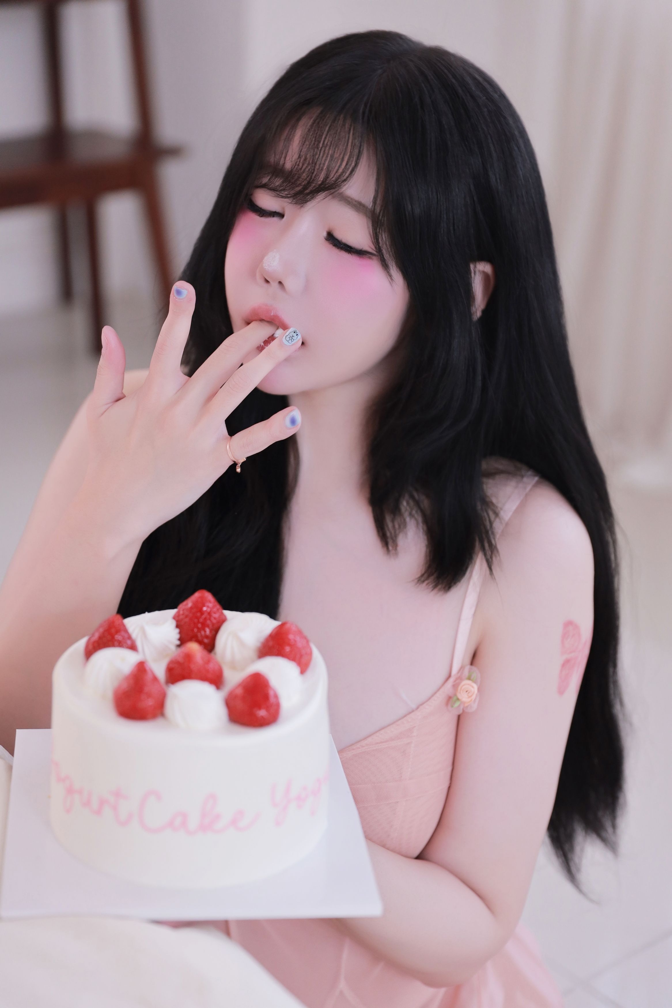 Jisu-a-안지수--Birthday-100P-08-19