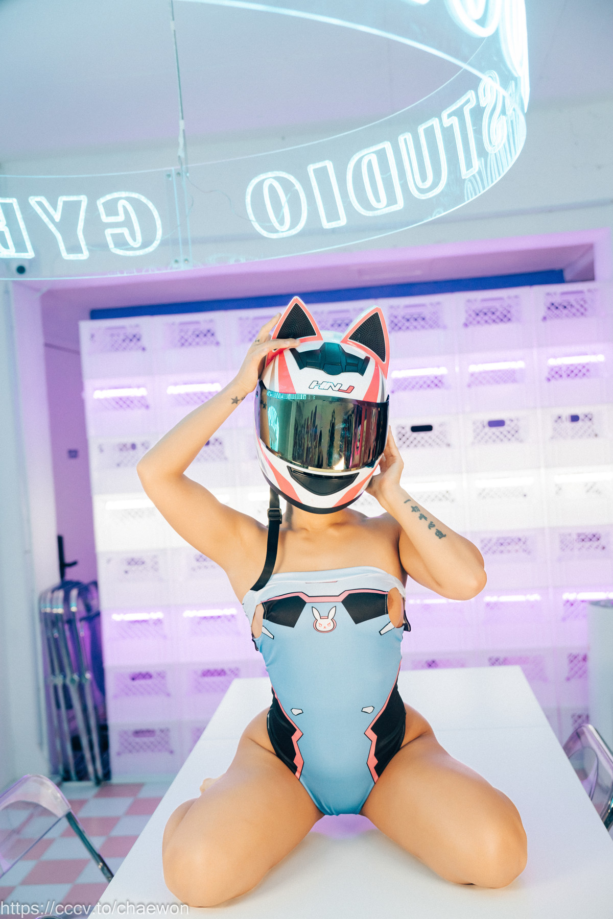 Booty-Queen-엉덩퀸-Loozy-Streamer-Set05-02-19