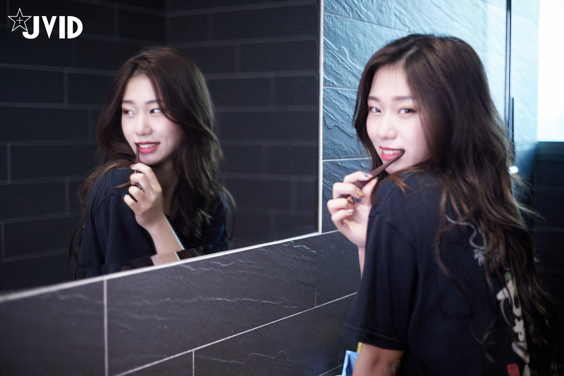 JVID-Verna---偶然的瞬間-機率千分之一-129P-08-31