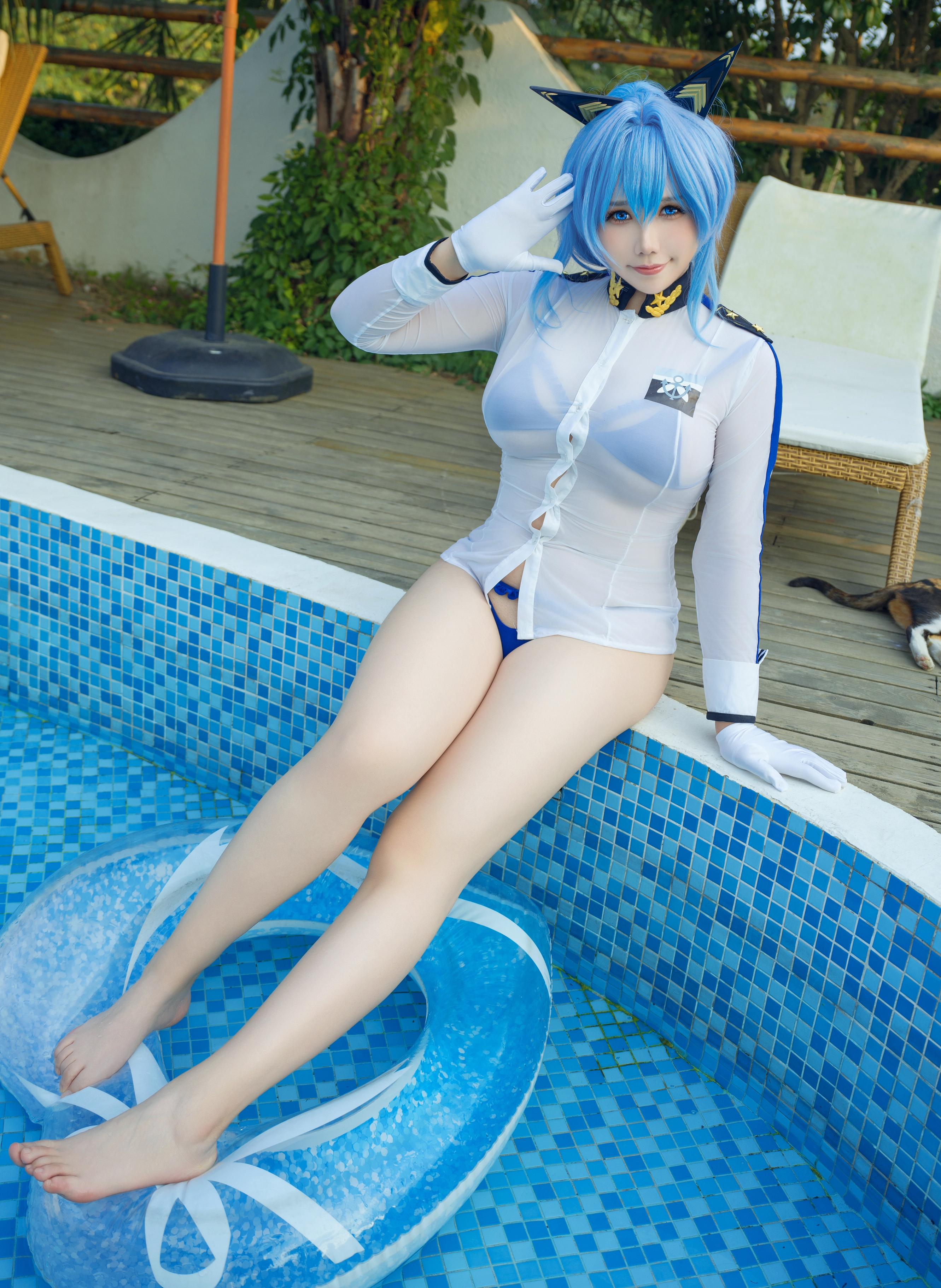 043-麻花酱---海伦泳装-21P1V-274MB-08-31