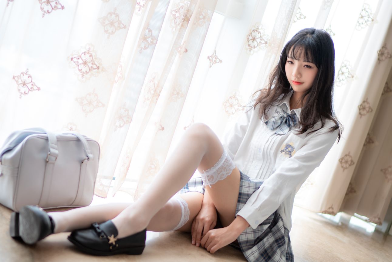 西瓜murmure西瓜少女-2020-11-08-修女JK-110P3V-12-18