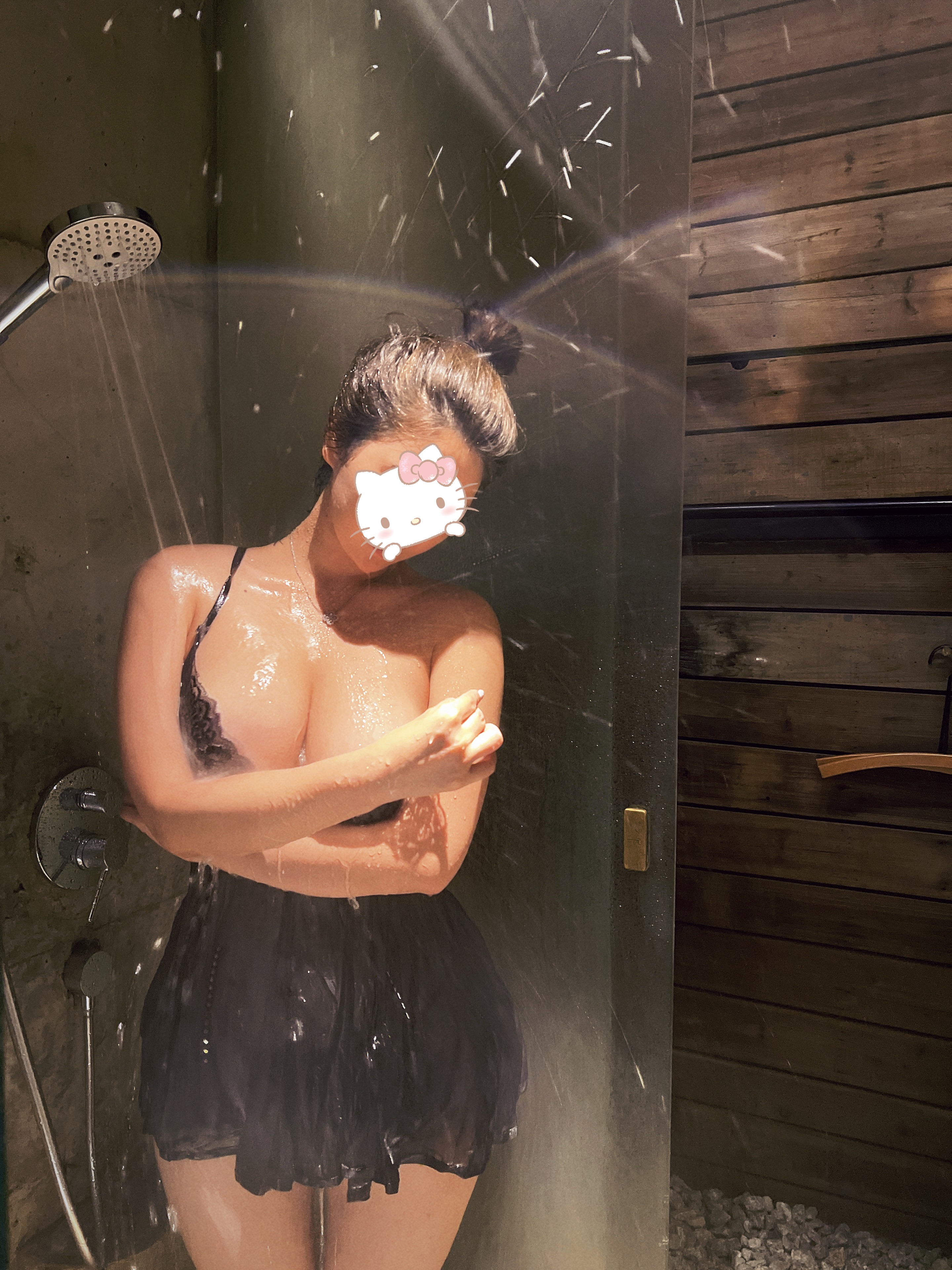 安妮-yo-夜幕下的浴室-03-04