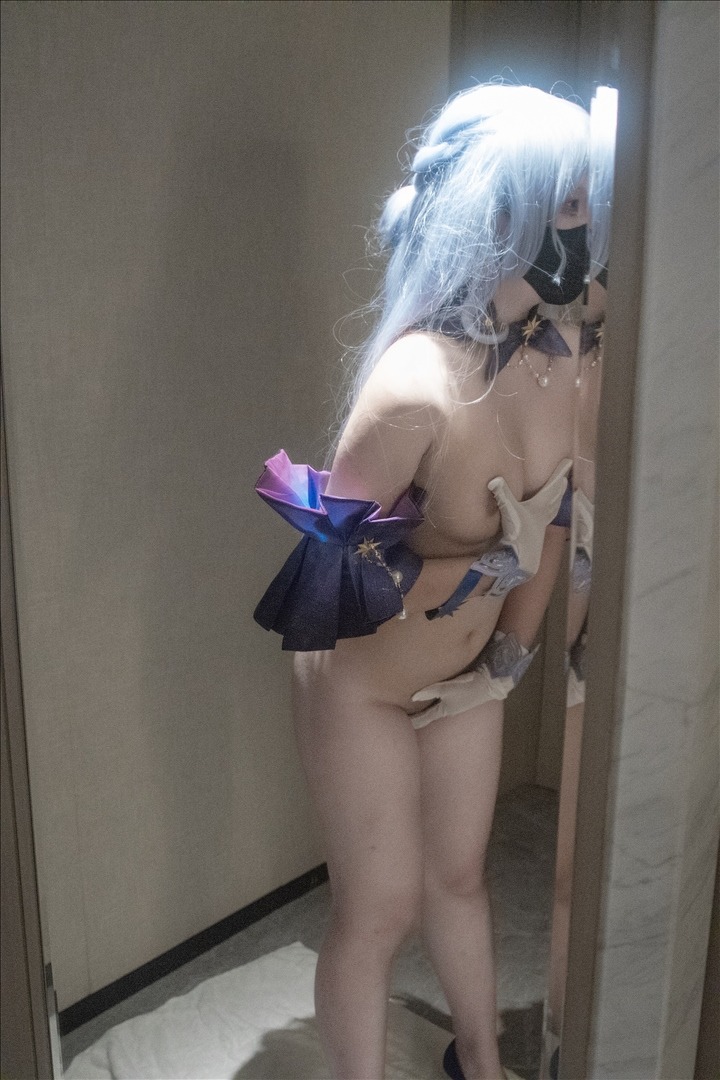 少女映画---知更鸟-120P1V-120P-1V-70501-MB-20240811m-08-14