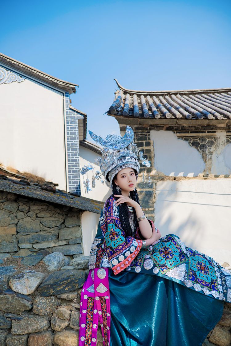 年年---苗疆少女50P-333M-01-24