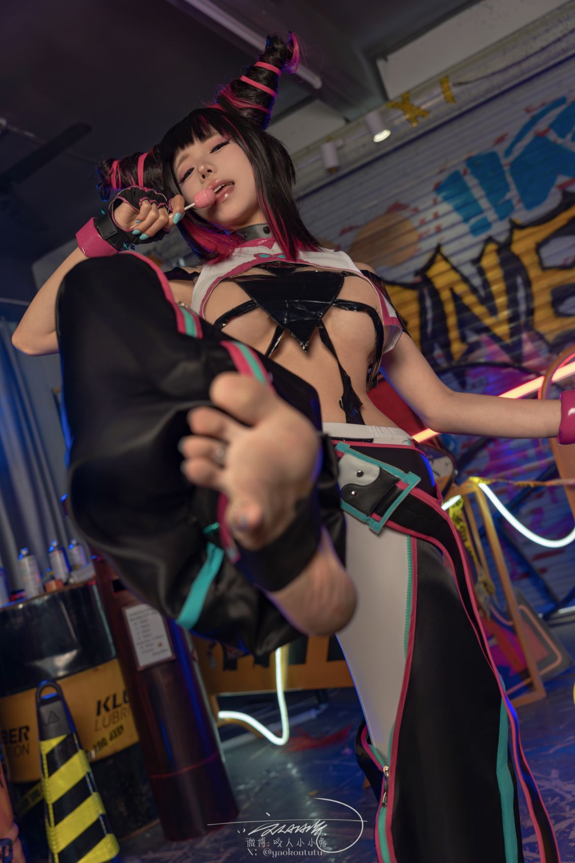 咬人小小兔-黏黏团子兔---五月作品街霸-韩蛛俐-81P1V-139GB-06-16