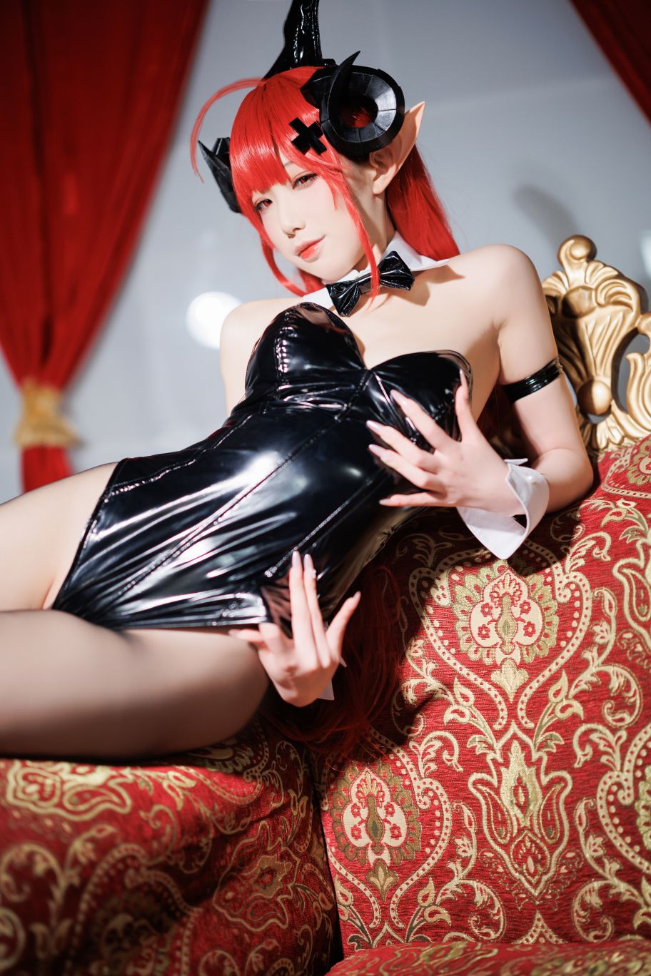 封疆疆v---兴登堡兔女郎-07-04