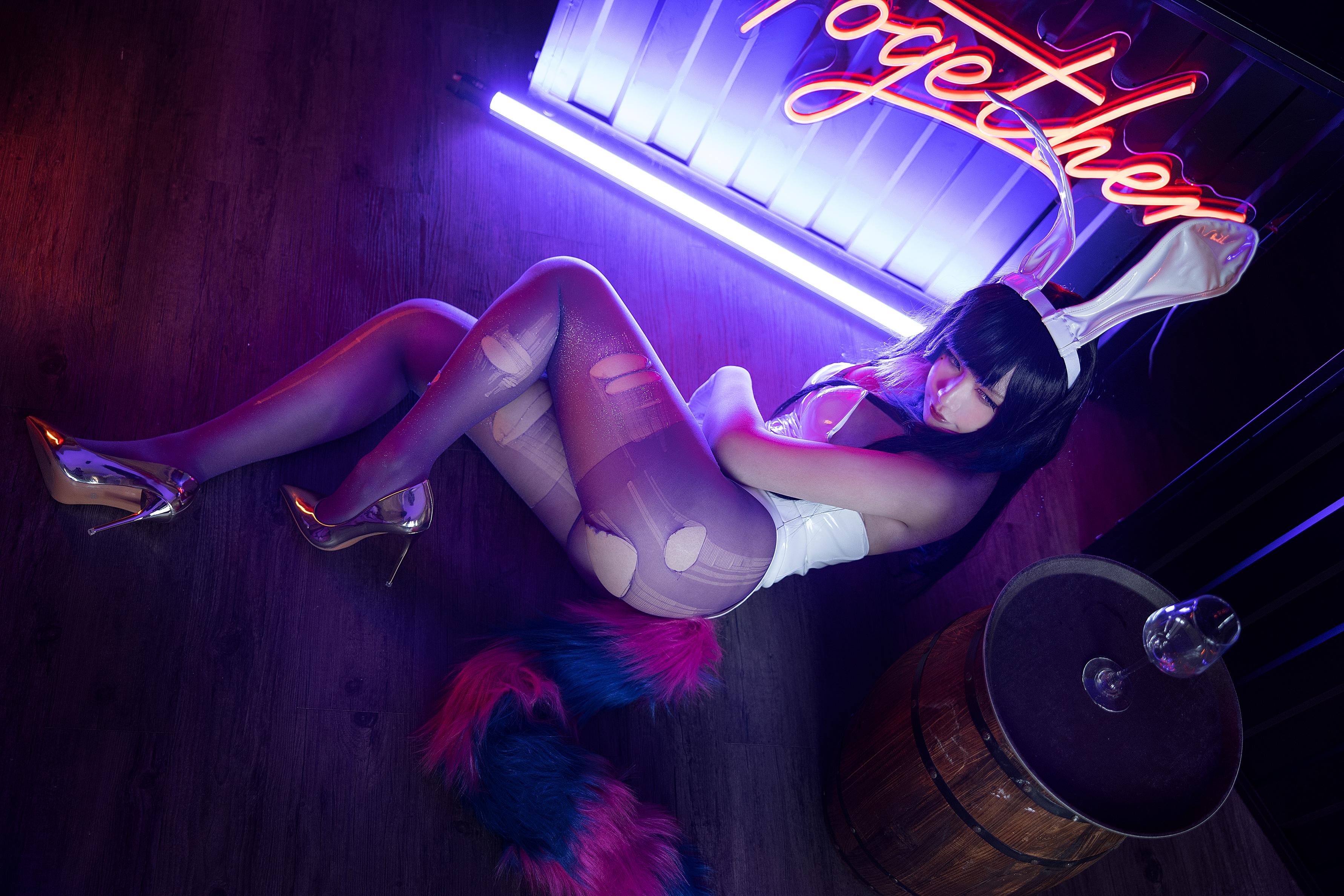 033-麻花酱---恶魔姐姐30P-273MB-08-31