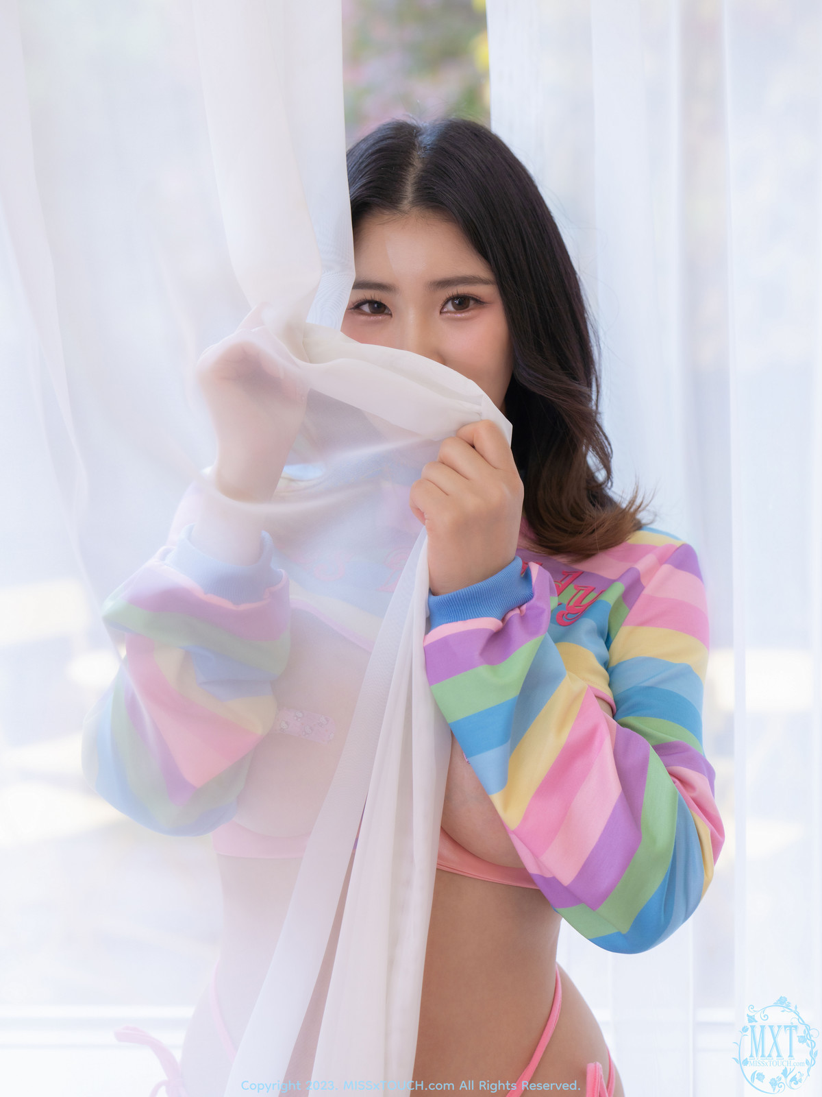 Sua-촉촉수아-MISS-TOUCH-Moist-Water-01-20