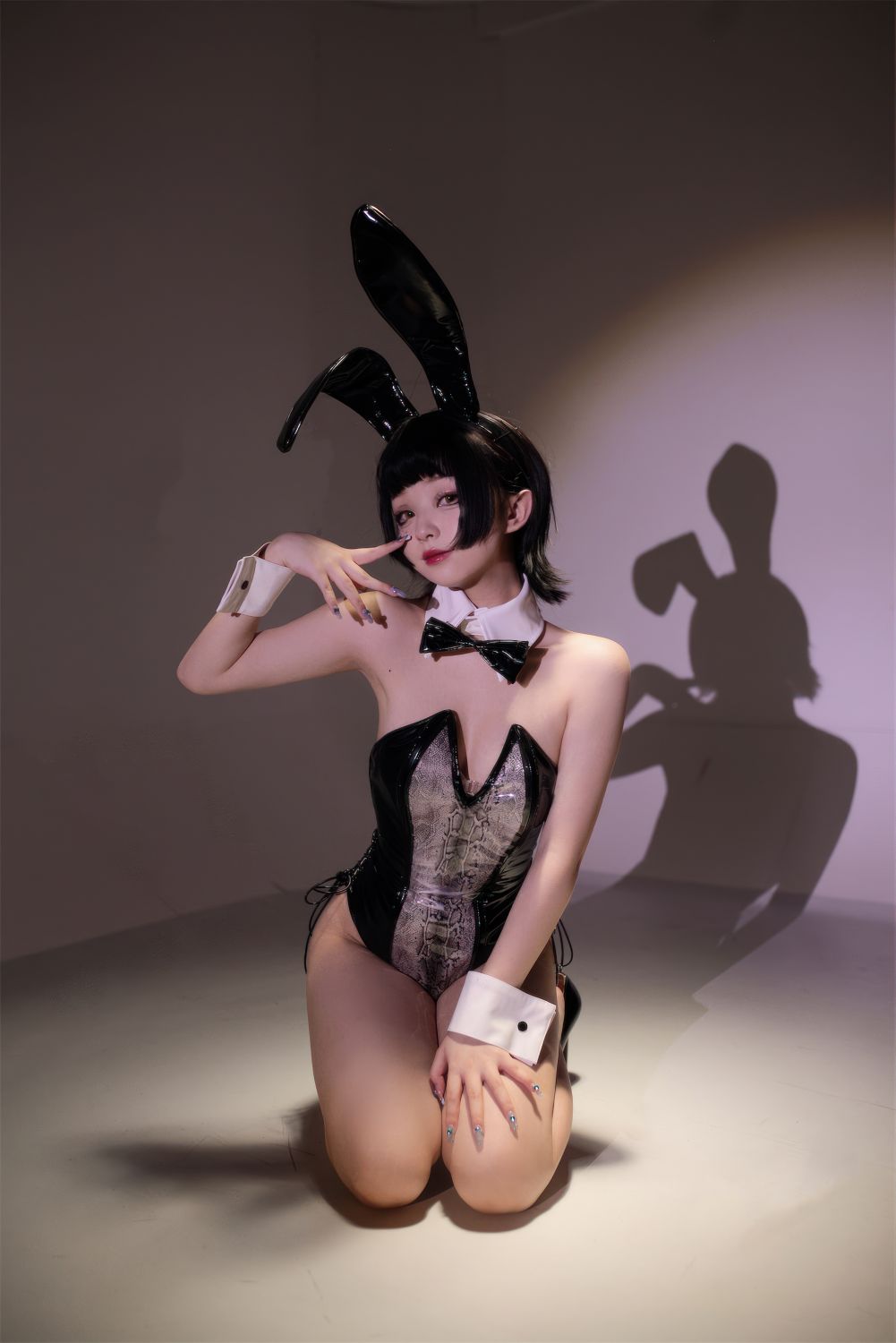 花铃---蛇女郎-03-28