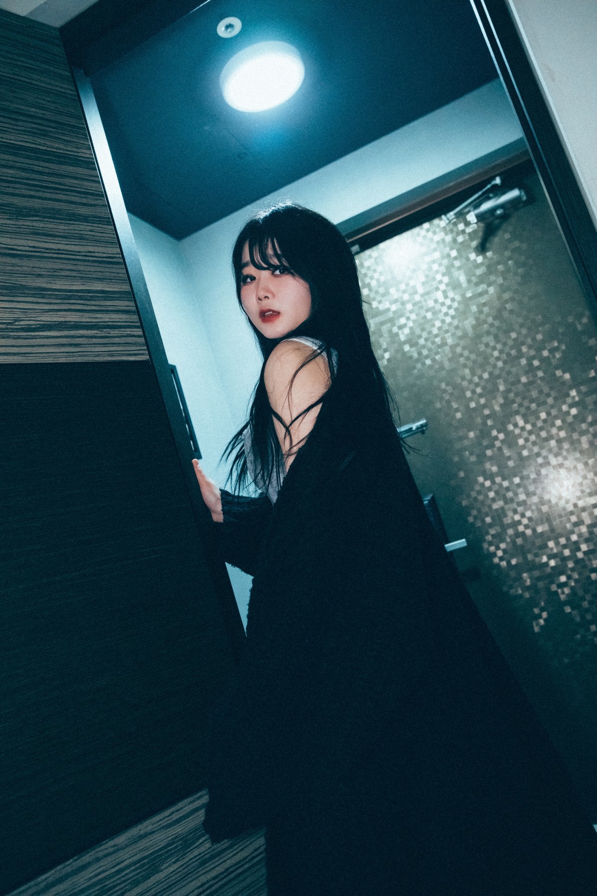 ZIAKwon-권지아-Loozy-Wannait-Set02-10-12