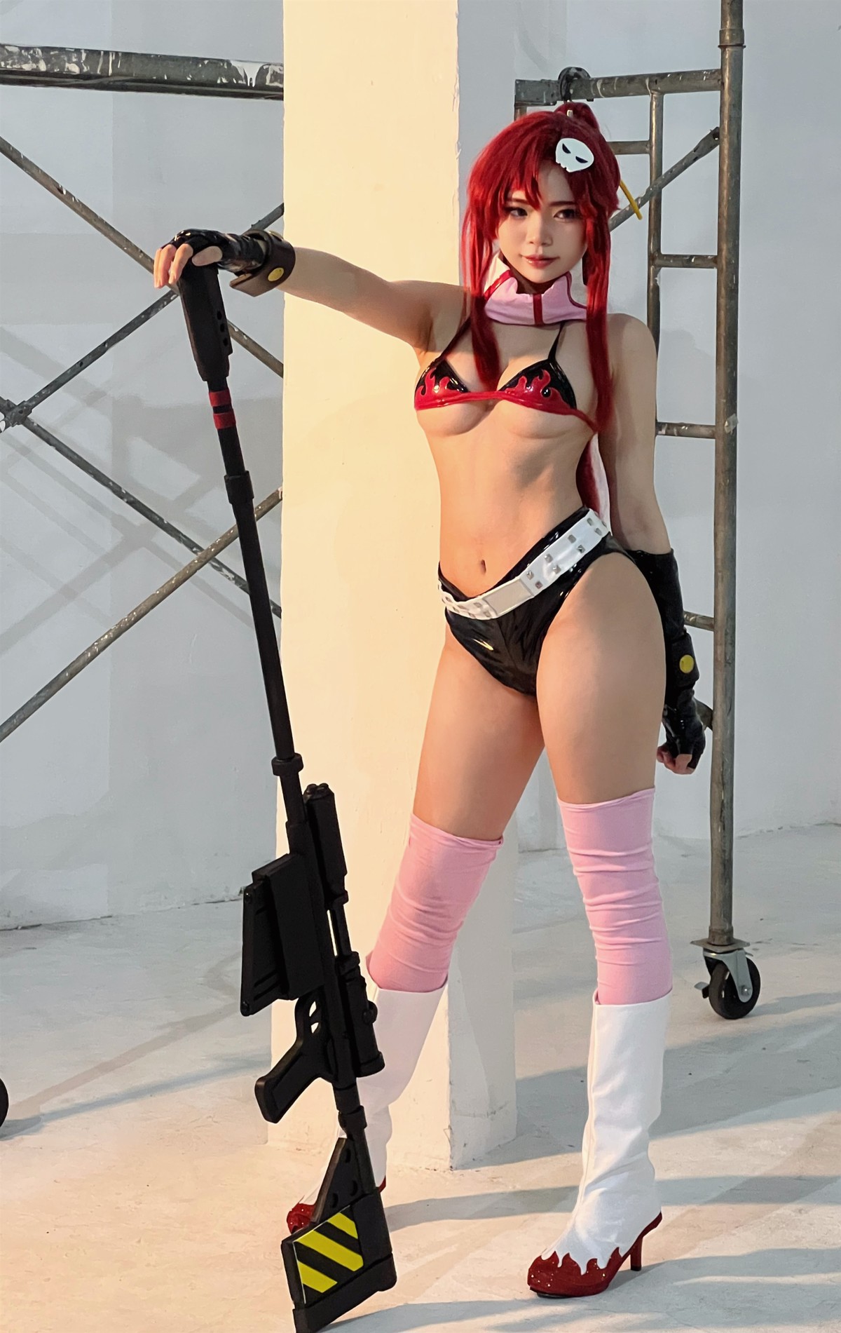 Cosplay-ZinieQ-Yoko-Littner-01-08