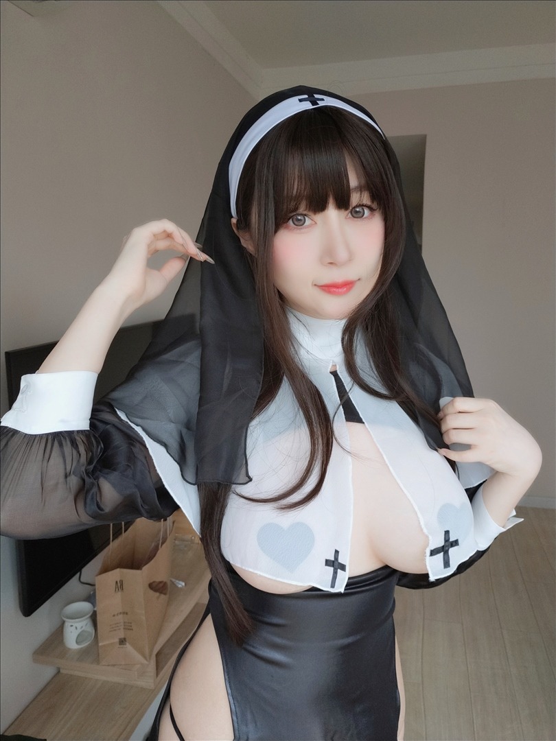 白银81---23年10月Fantia订阅-24套-263P8V-69019-MB-20240901n-09-02