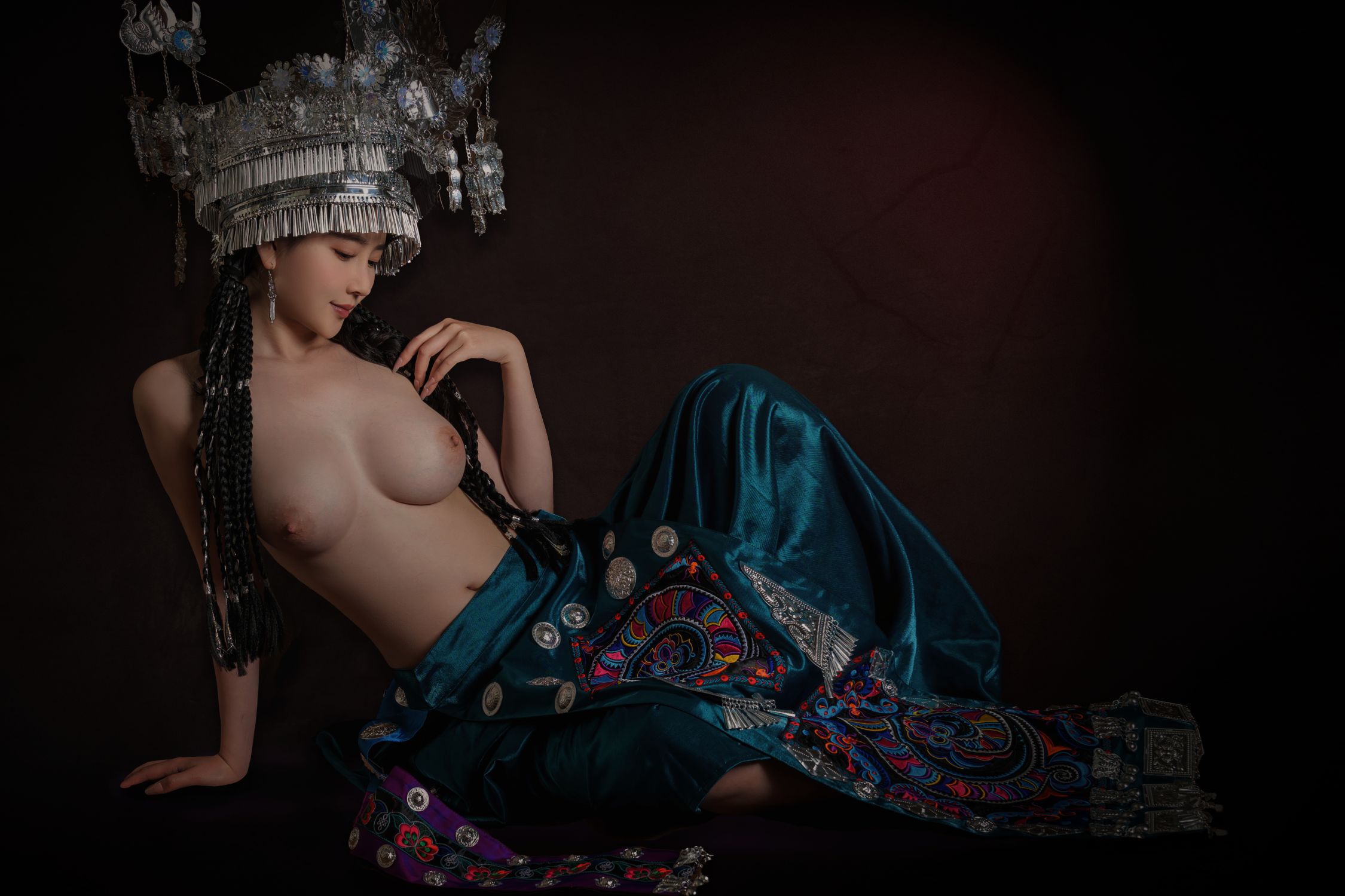 年年---苗疆少女50P-333M-01-24